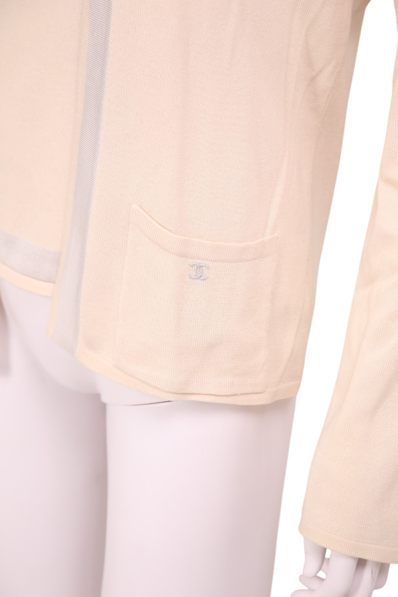 Chanel × Karl Lagerfeld S/S 2003 Cream Knit Twinset Size M / US 6-8 / IT 42-44 - 5 Thumbnail