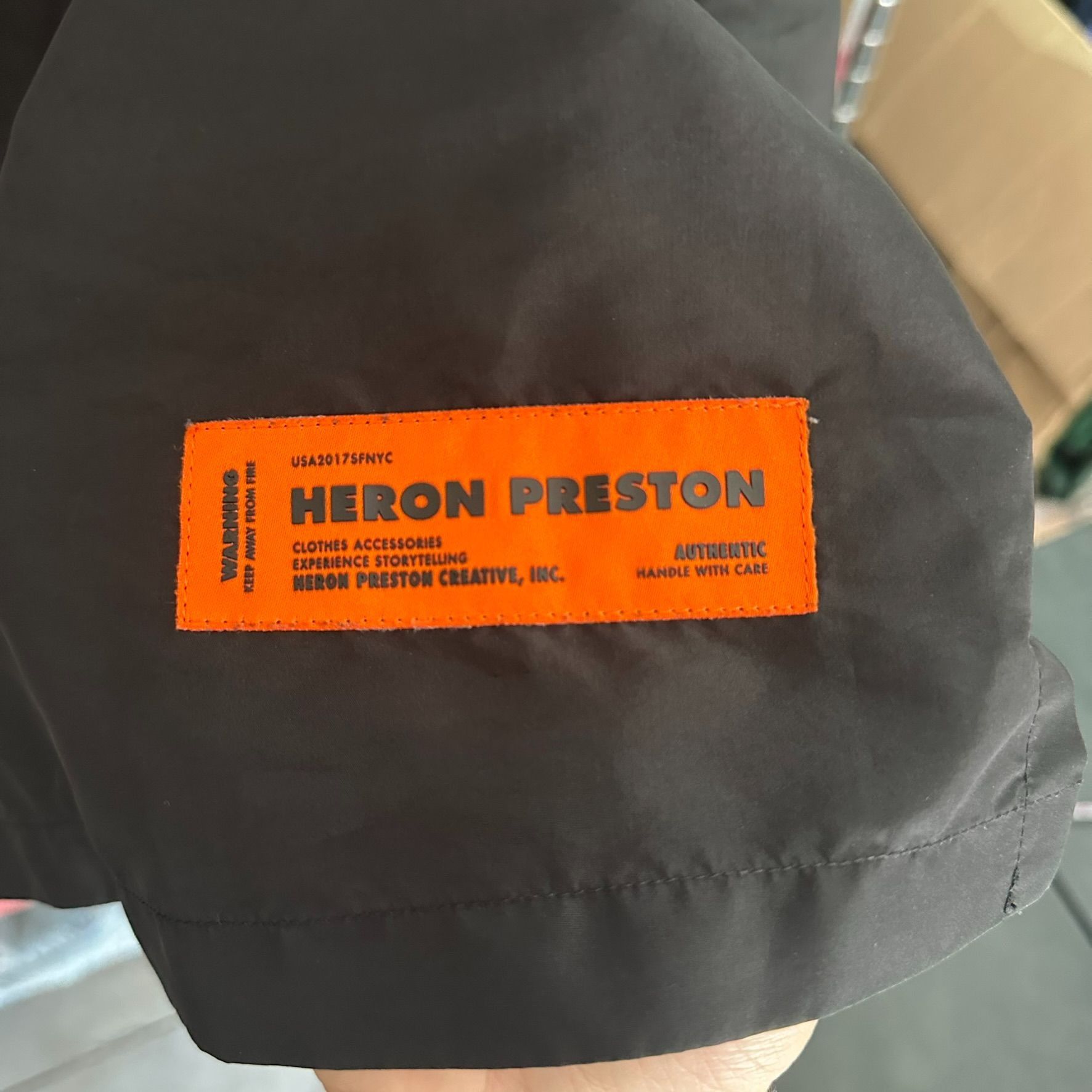 Heron Preston Heron Preston F Errythang Taffeta Bowling Shirt Black XXL SS Size US XXL / EU 58 / 5 - 5 Thumbnail
