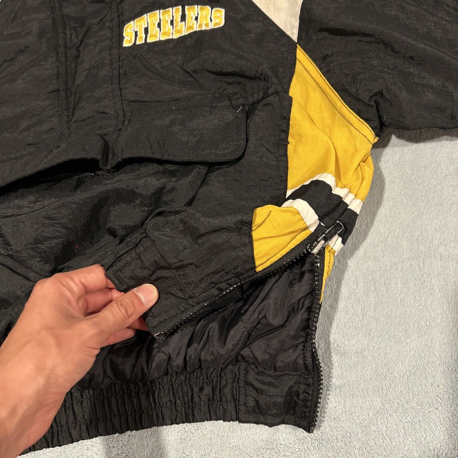Reebok VTG Reebok Pittsburgh Steelers Puffer Hoodie Youth Small BIO Size S / US 4 / IT 40 - 13 Thumbnail