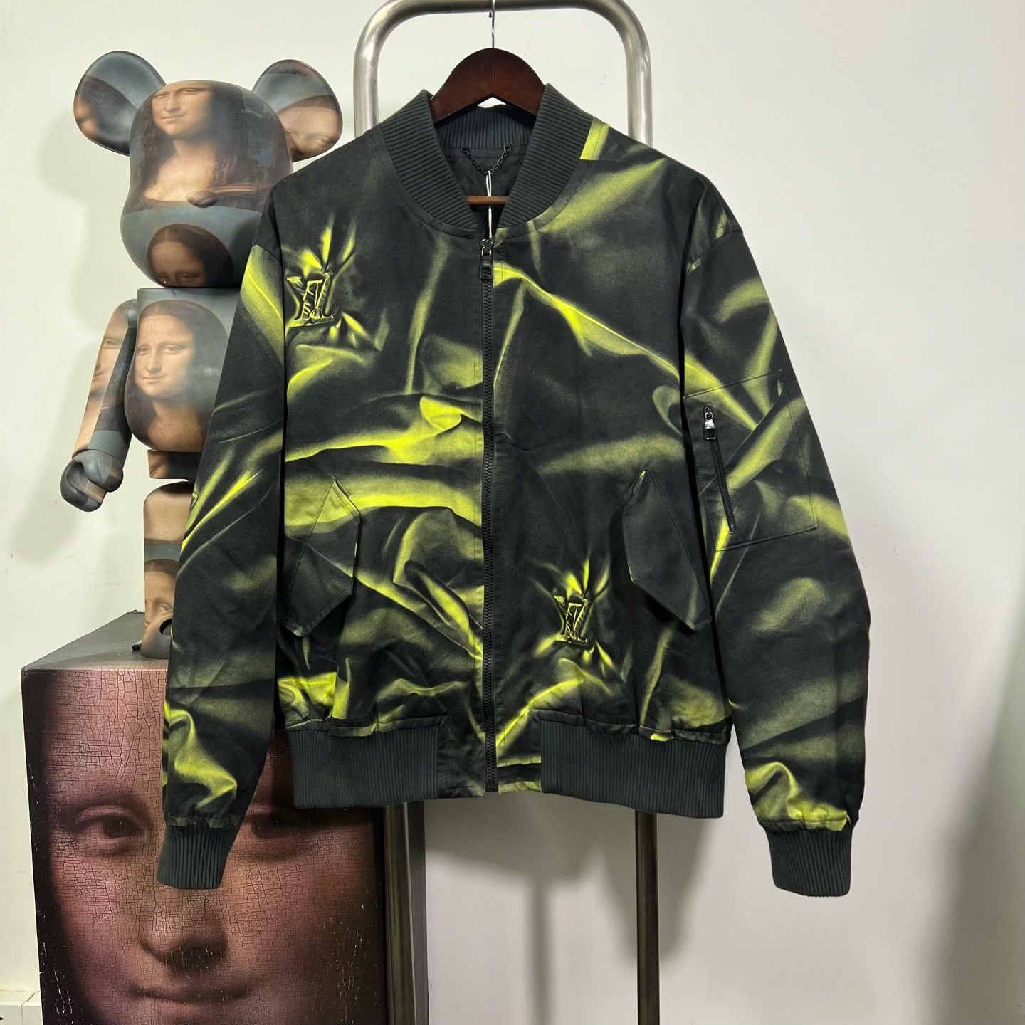 Louis Vuitton Louis Vuitton Laser Light Jacket xl Men Size US XL / EU 56 / 4 - 1 Thumbnail