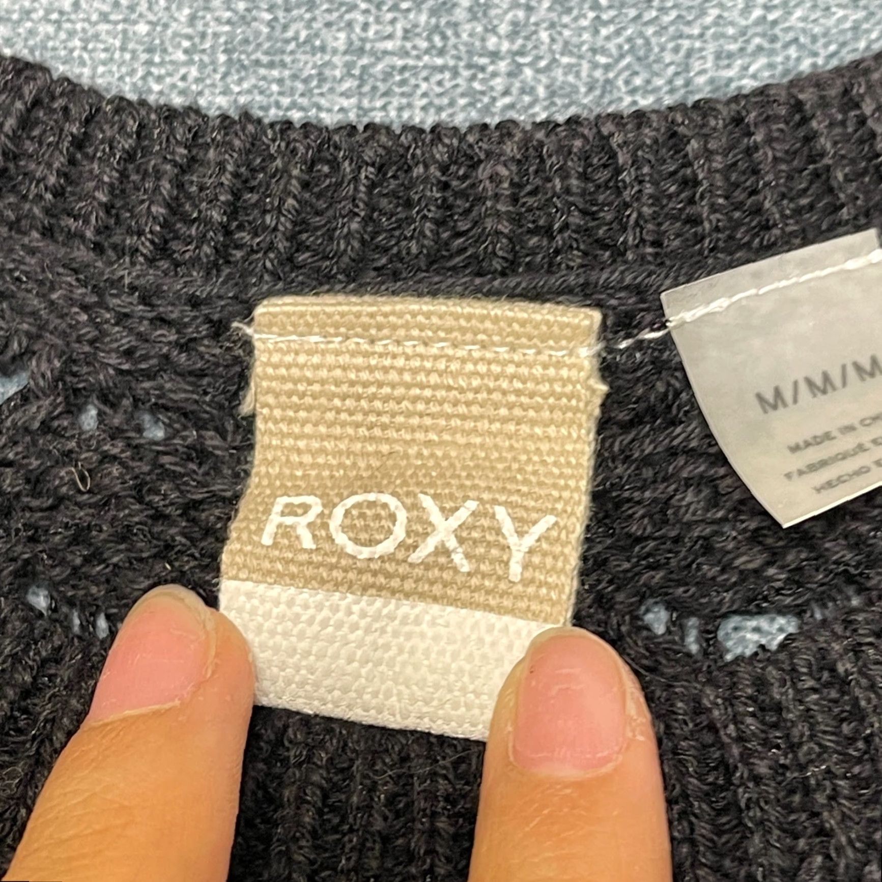 Vintage ROXY Crochet Knit Tank Top Womens M Black Round Neck Sleeveless Casual Winter Sweater Size M / US 6-8 / IT 42-44 - 6 Thumbnail