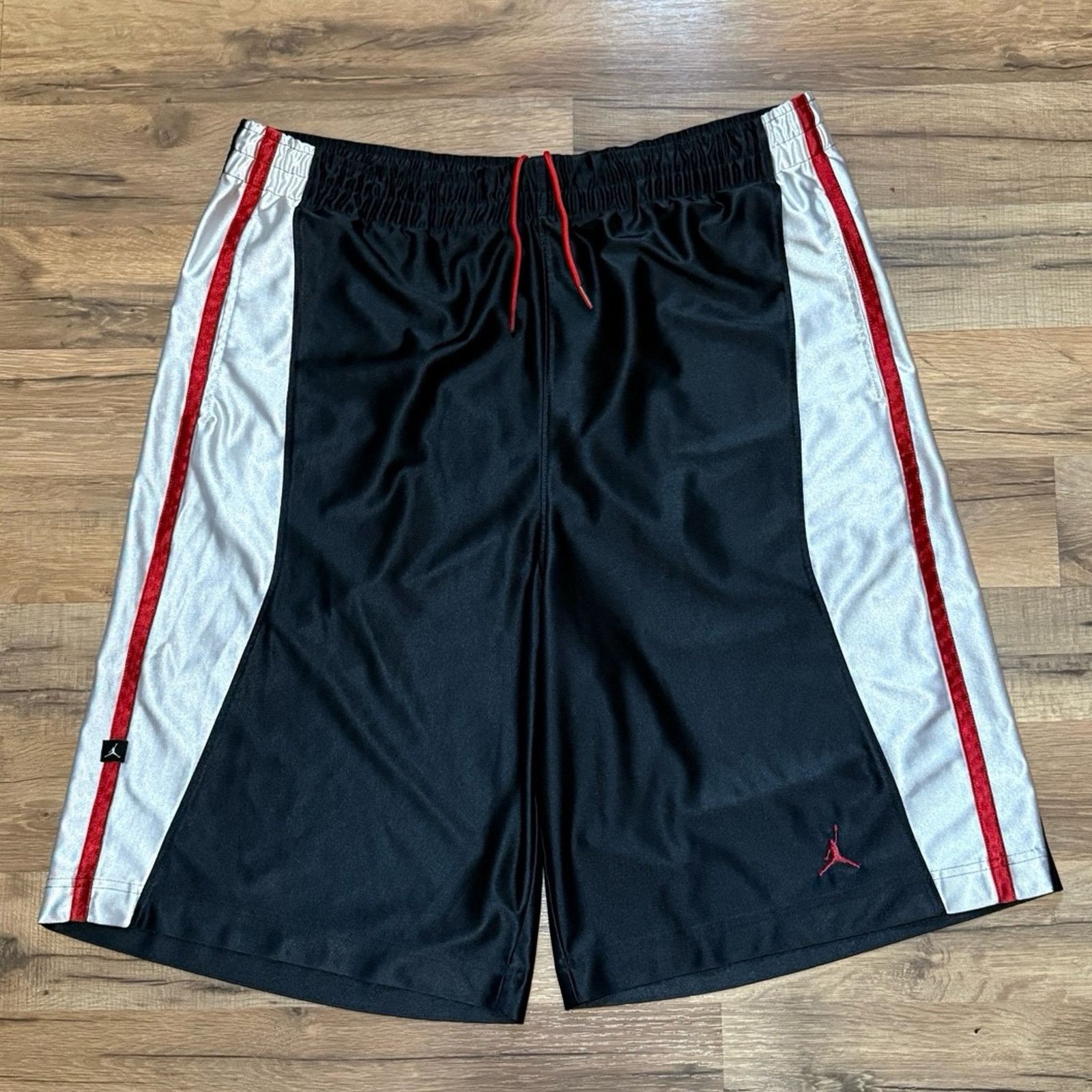 Jordan Brand Y2K Air Jordan Silky Dazzle Shiny Shorts Size US 36 / EU 52 - 1 Thumbnail