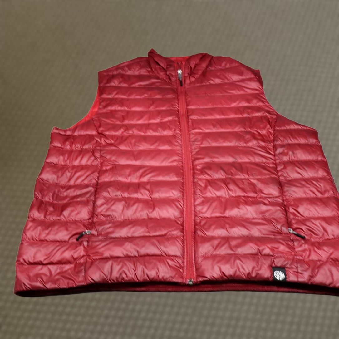 Vintage VINTAGE REI Down Vest Mens XL Red Full Zip Quilted Lightweight Puffer Winter Simulated Gorpcore Casual Travel Size US XL / EU 56 / 4 - 1 Thumbnail