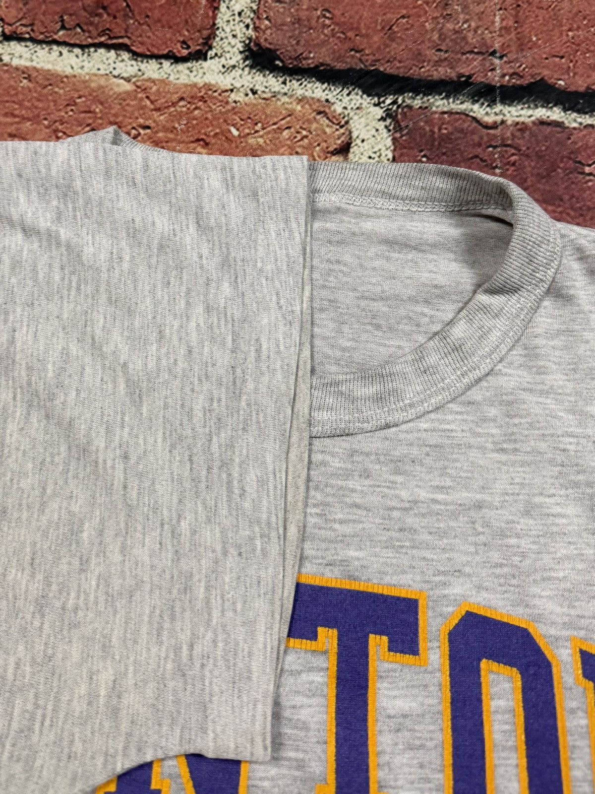 Other Vintage Benton Area High School Tigers Tee Tradition Begins Size US L / EU 52-54 / 3 - 5 Thumbnail