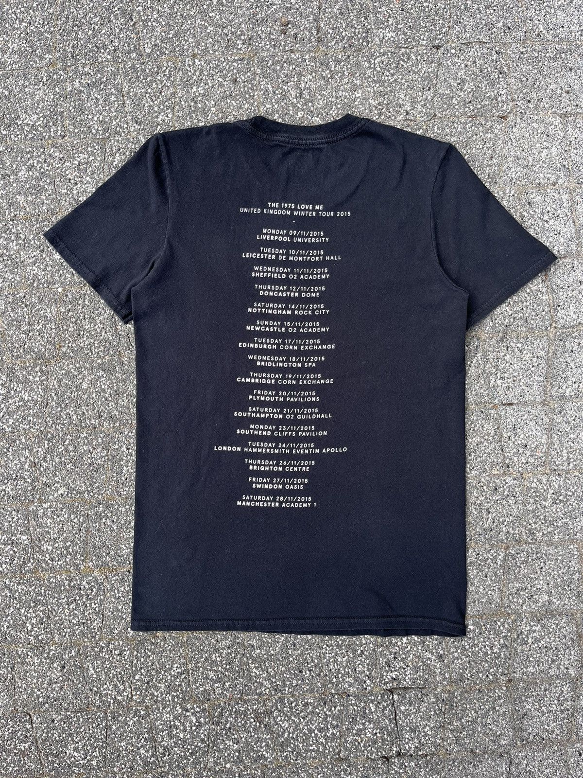 Band Tees × The 1975 × Vintage 🎸 THE 1975 UNITED KINGDOM TOUR 2015 LOVE ME RARE Y2K T SHIRT Size US S / EU 44-46 / 1 - 5 Thumbnail