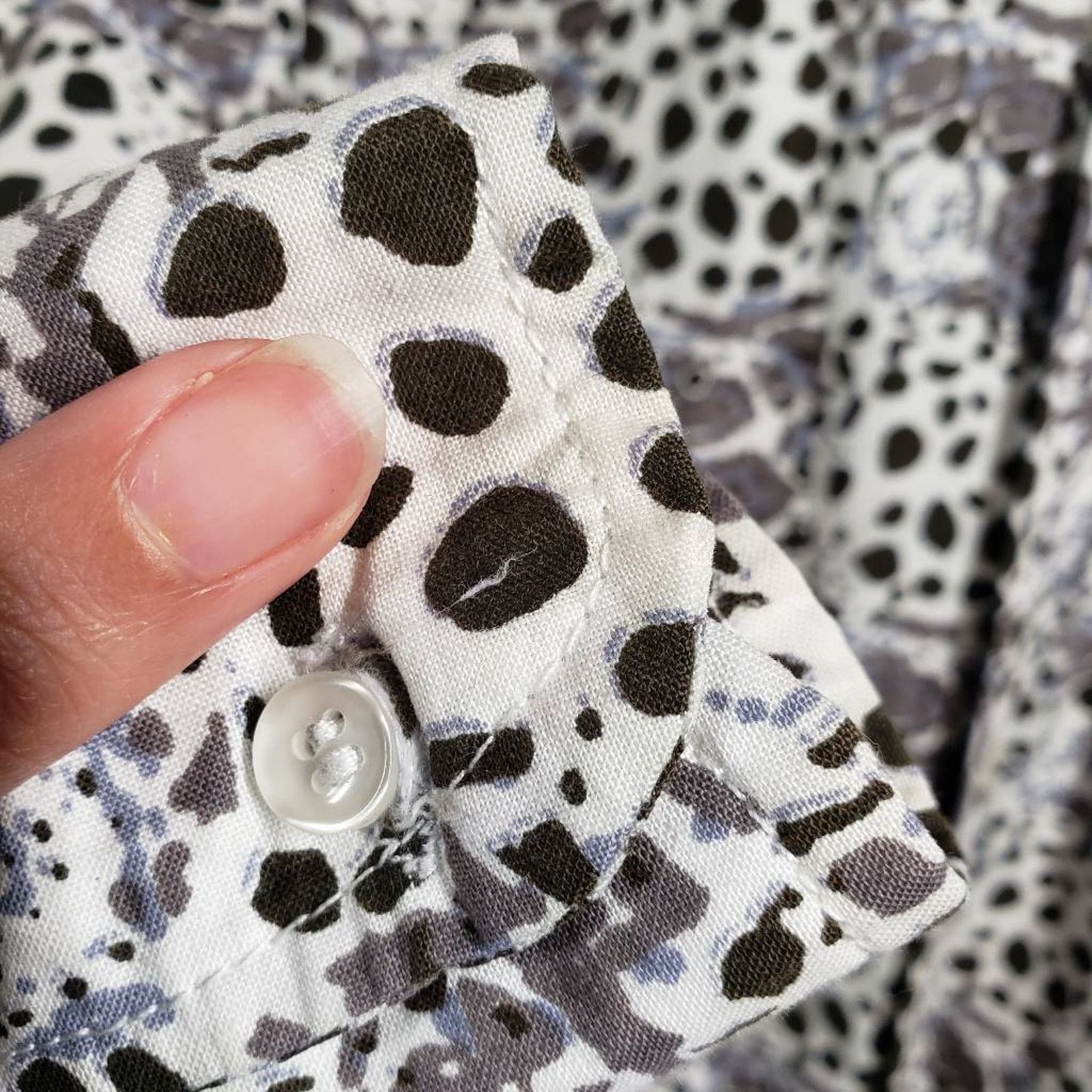 Other Animal Print Block Print Button Up Shirt Mens Small White Size US S / EU 44-46 / 1 - 11 Thumbnail