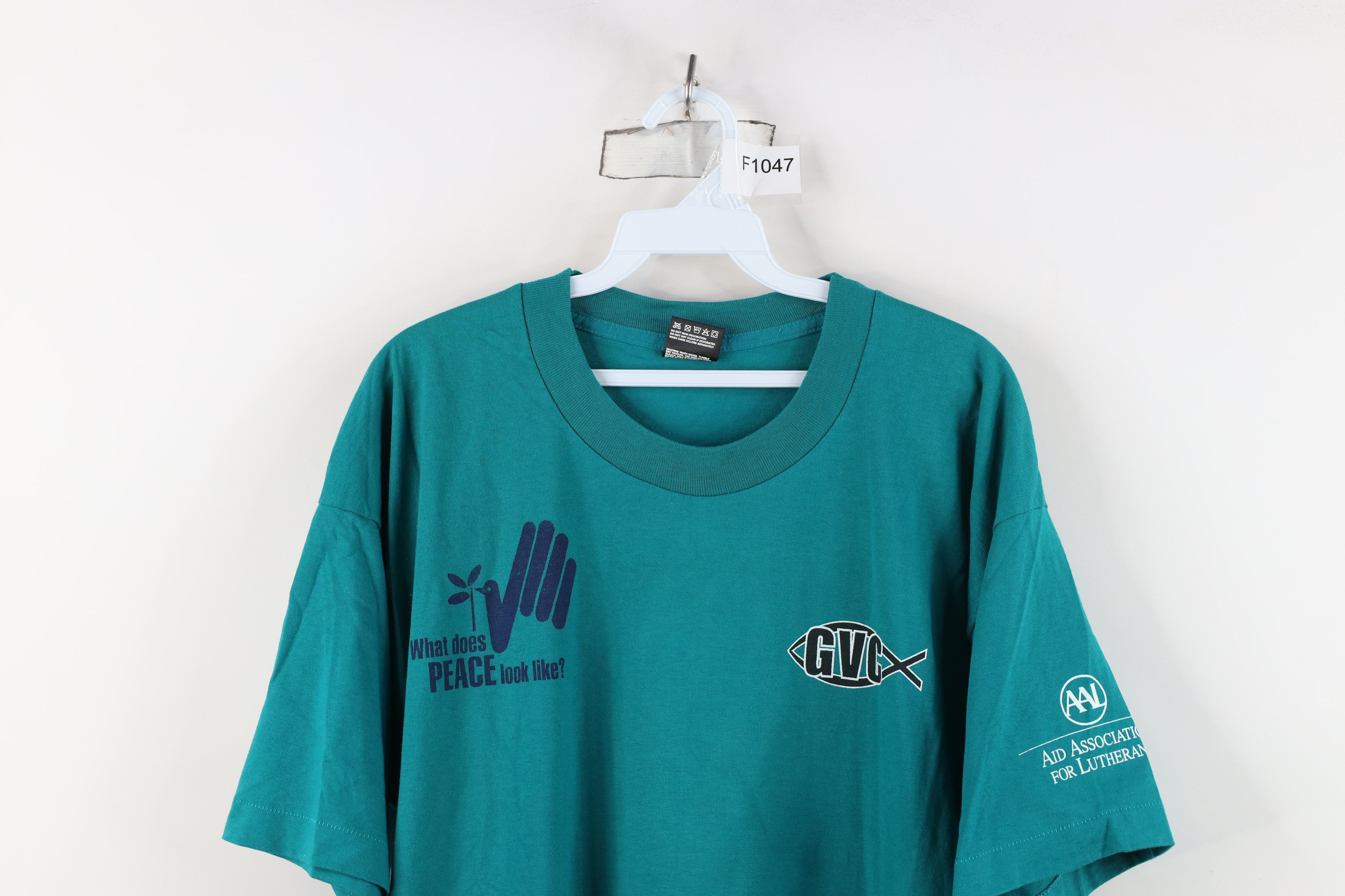 Vintage Vintage 90s Streetwear Christianity Jesus Fish T-Shirt USA Size US XL / EU 56 / 4 - 2 Thumbnail