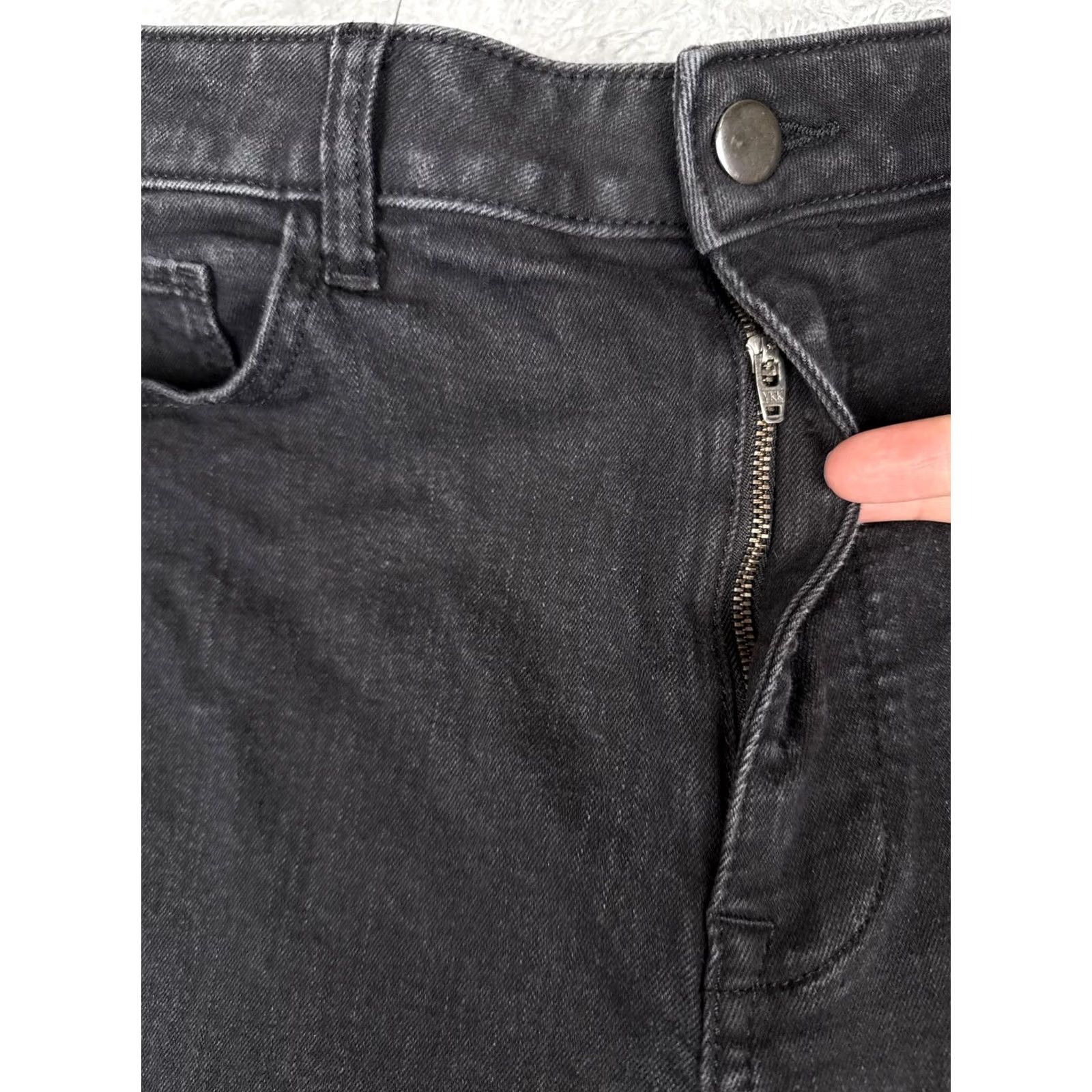 Elizabeth and James Elizabeth and James Jeans Flared Womens 14 Black Charcoal High Rise Stretch 32x30 Modern Bohemian Dressy Denim Pants Mens Womens Girls Size 36" / US 14 / IT 50 - 5 Thumbnail