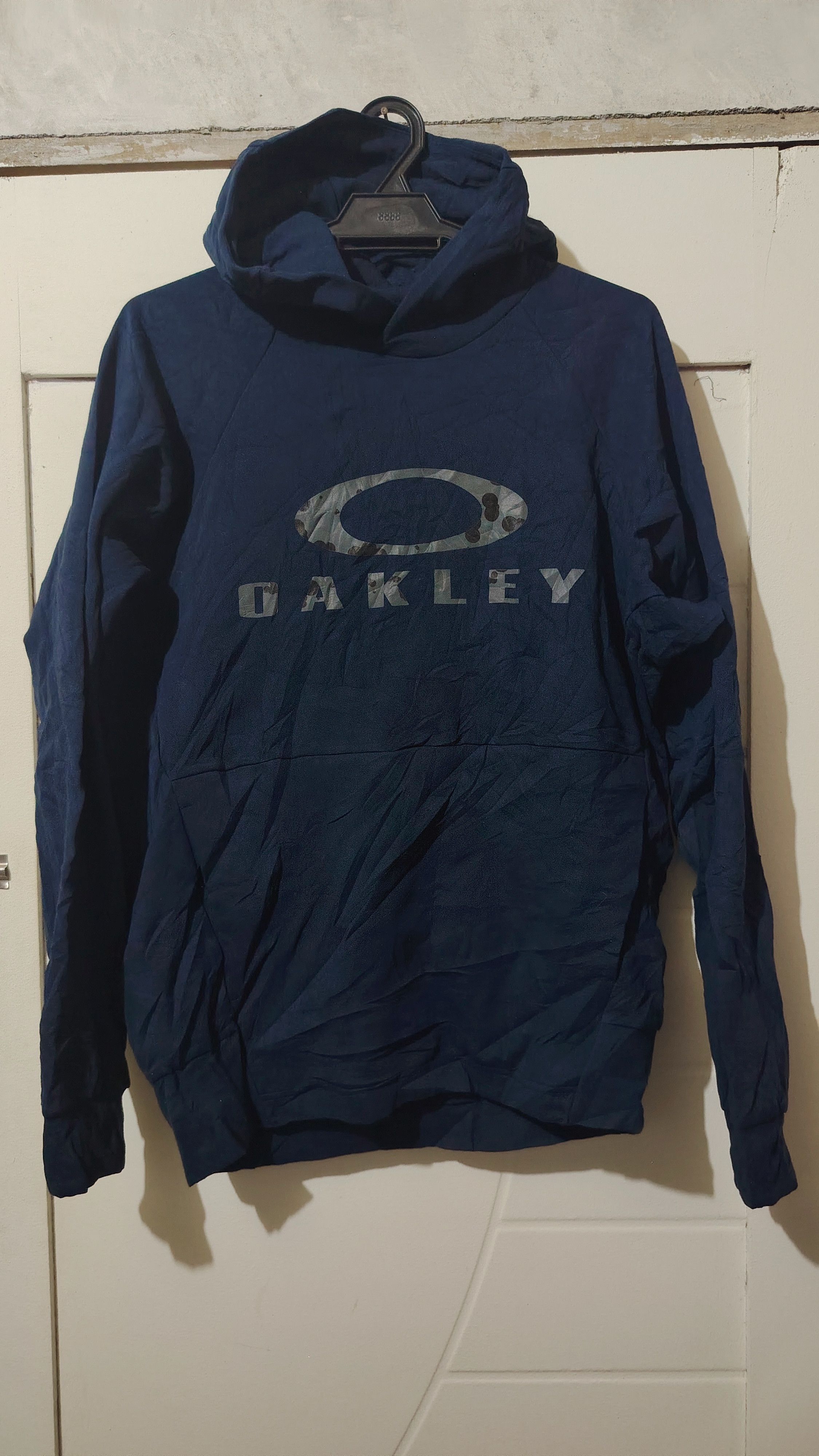 Oakley Vintage Oakley Software MLB Hoodie Sweatshirt Size Medium Size US M / EU 48-50 / 2 - 1 Thumbnail