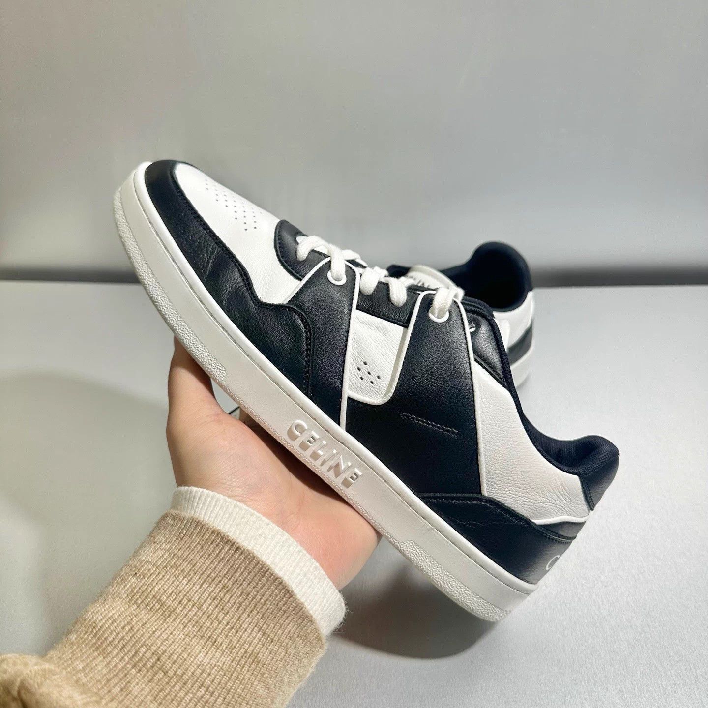 Celine Celine Black & White Panda Like New Sneakers 43 Size US 10 / EU 43 - 9 Thumbnail