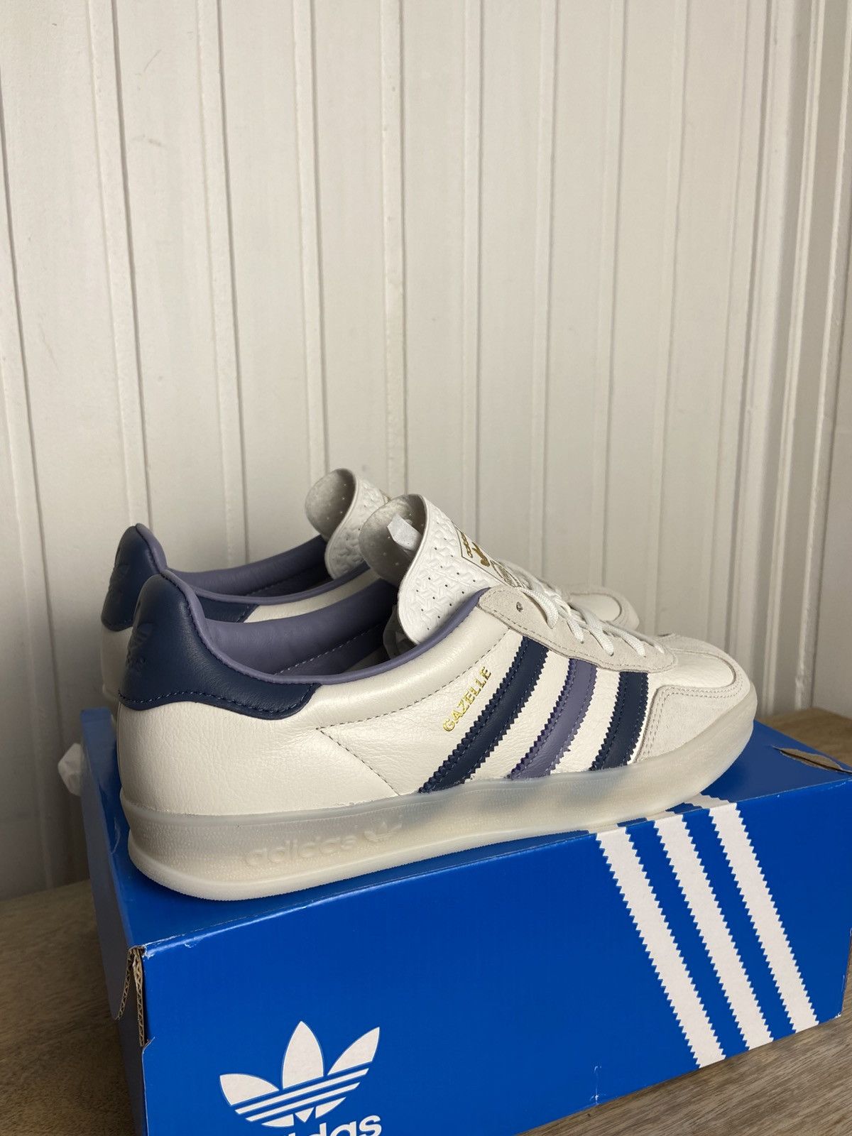 New adidas Gazelle Indoor White Preloved Ink Size 4,5US