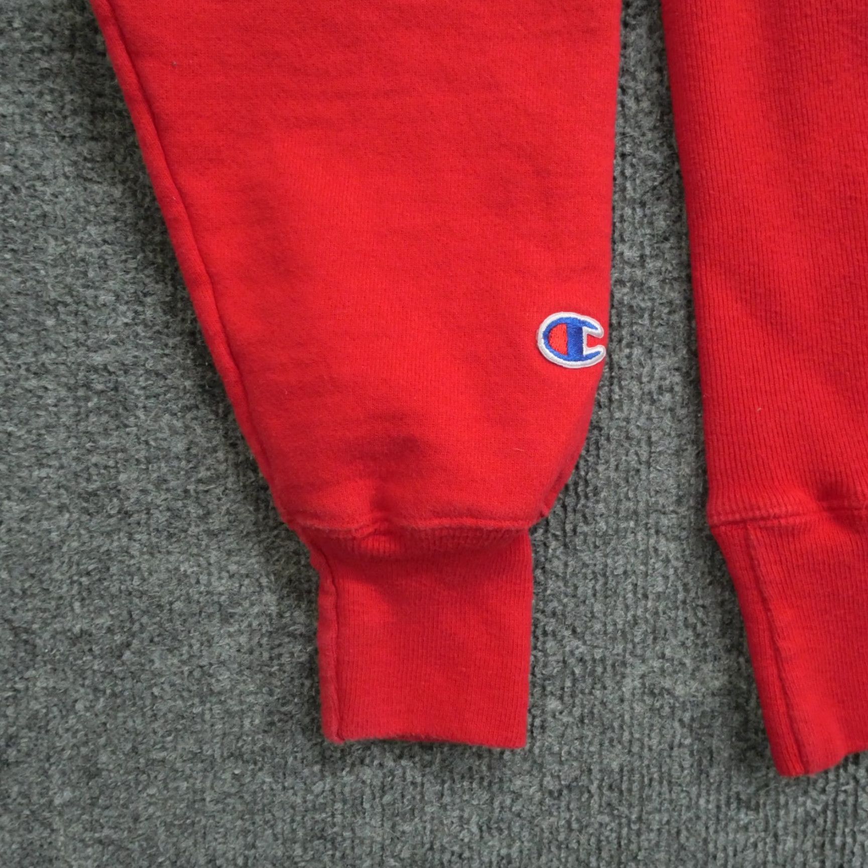 Champion Champion Sweatshirt Mens Sweatshirt Red Pullover Reverse Weave Adult Small Logo Fleece Crew Neck Long Sleeve Solid Pullover Size US S / EU 44-46 / 1 - 6 Thumbnail