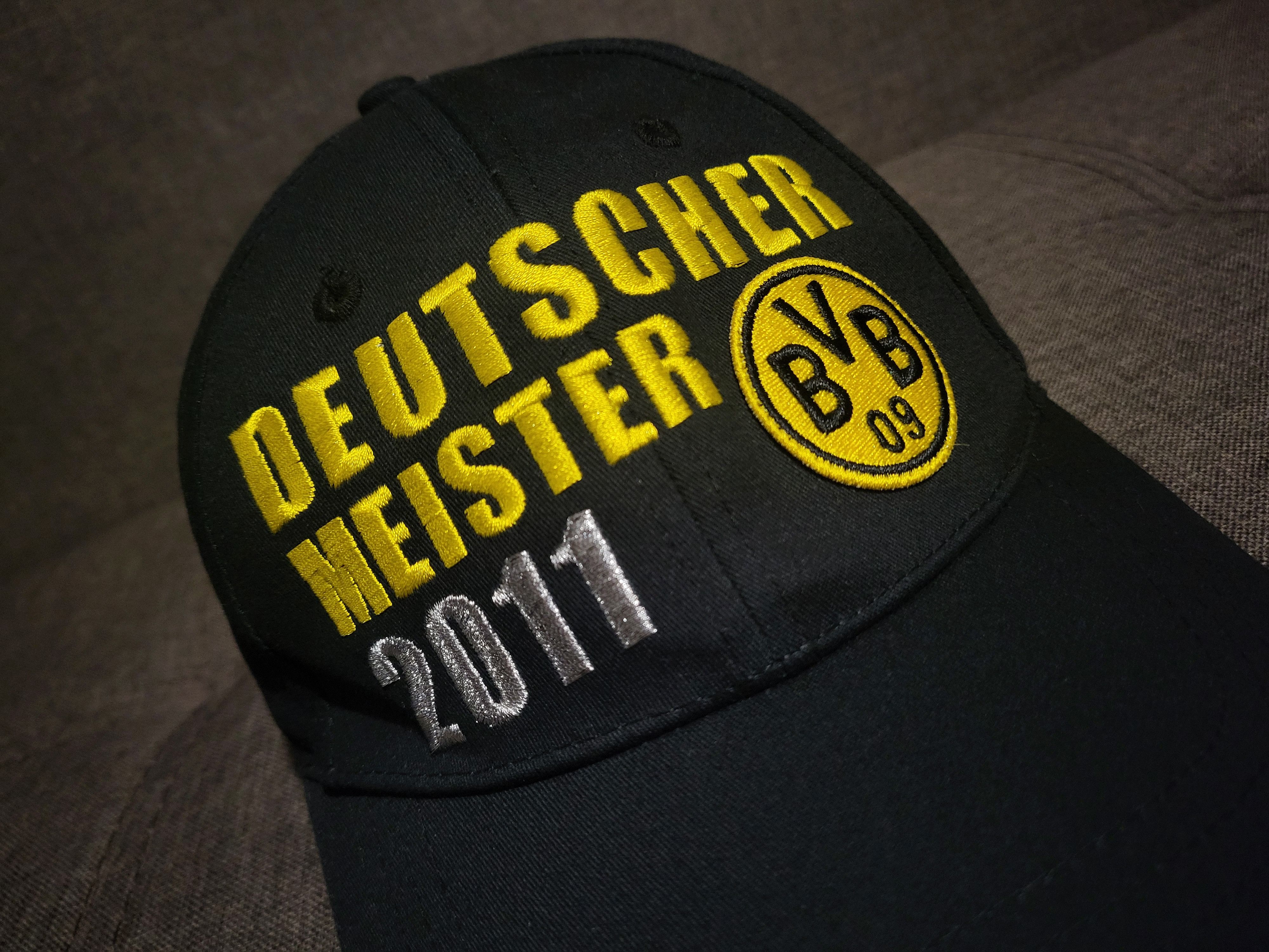Vintage vintage Deutscher meister 2011 borussia dortmund Size ONE SIZE - 2 Thumbnail
