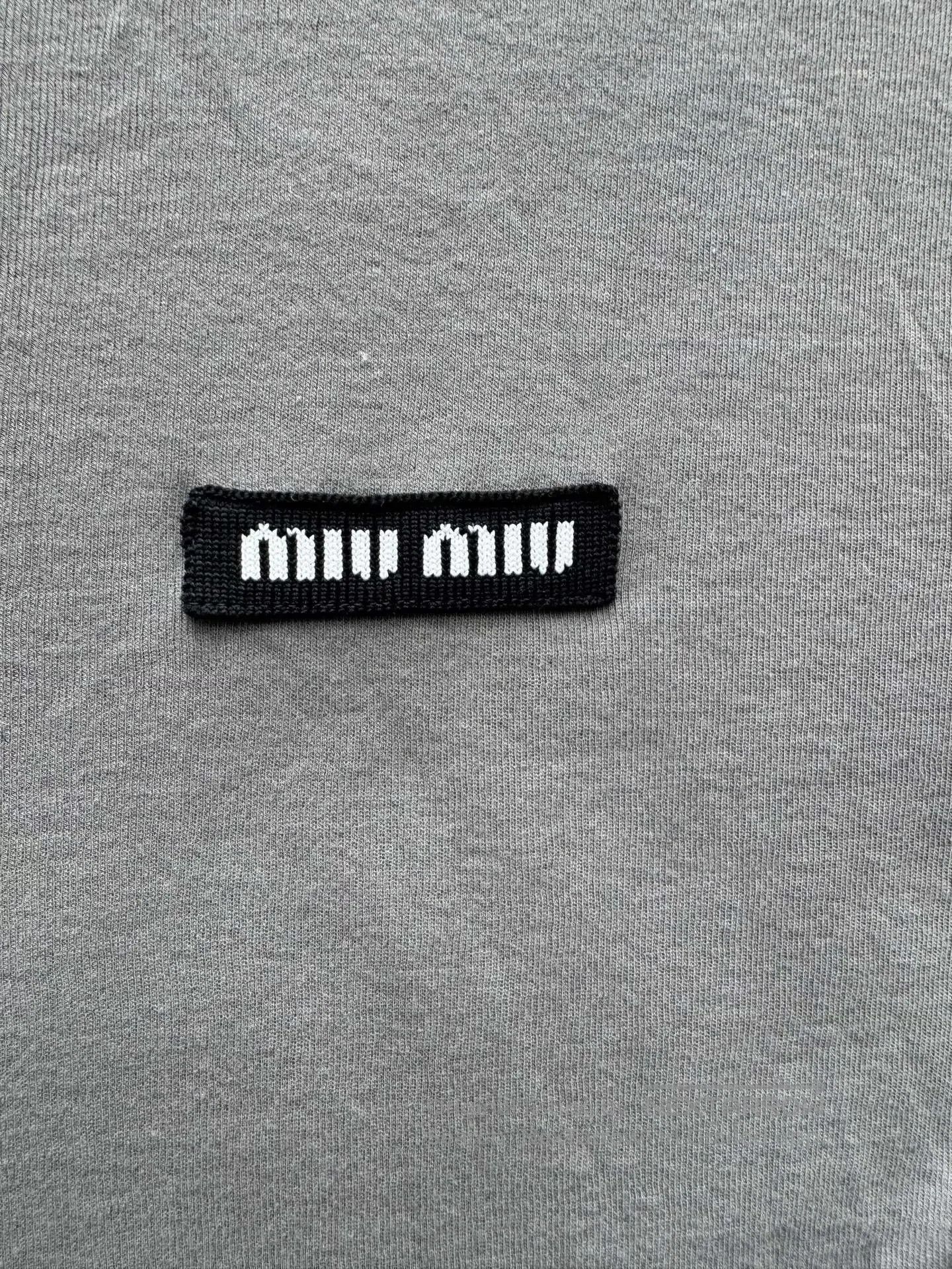 Miu Miu Miu Miu Grey thin slogan short-sleeve| Size S / US 4 / IT 40 - 4 Thumbnail
