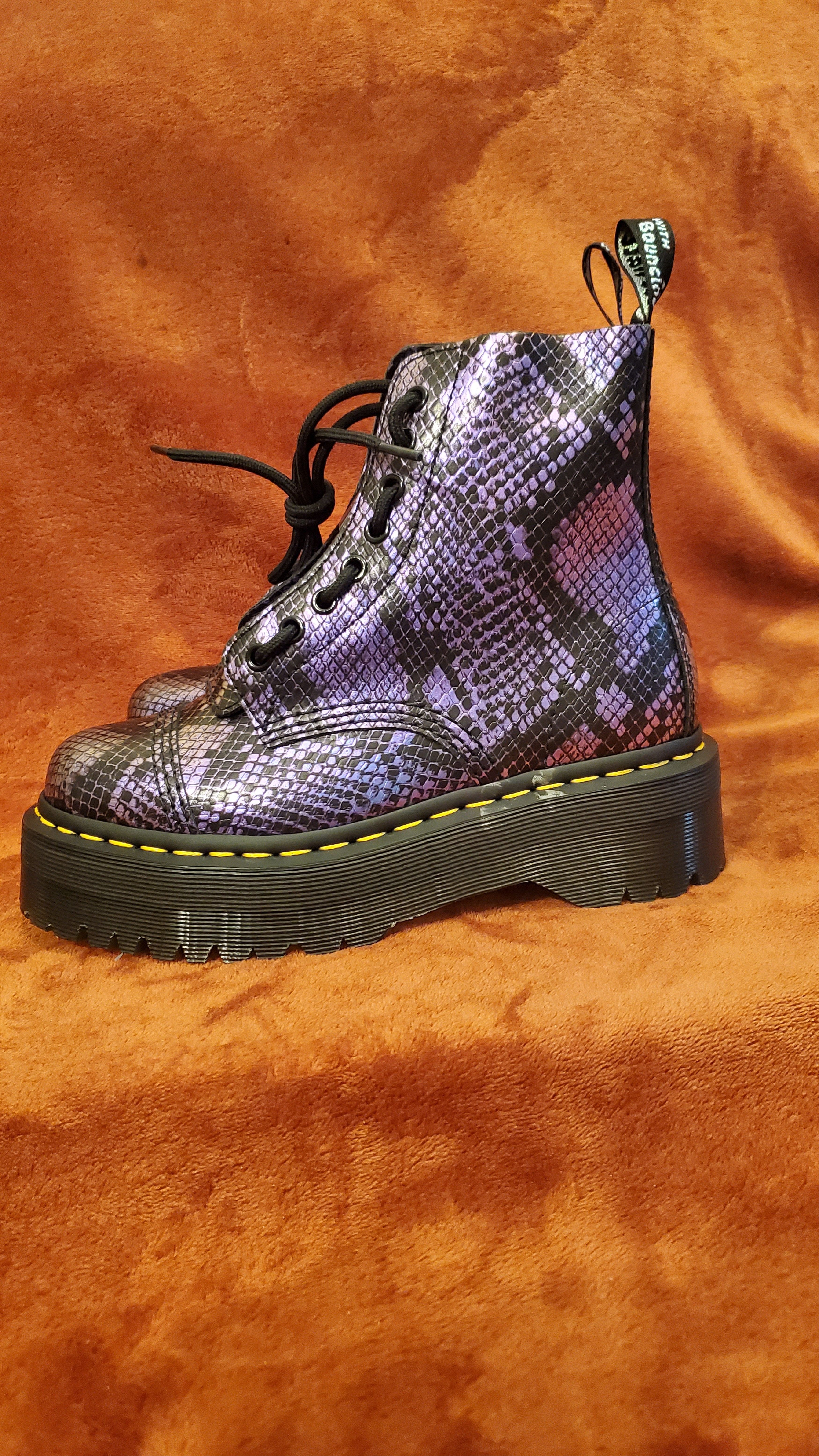 Dr. Martens DR MARTENS LEATHER PURPLE SNAKE PRINT BOOTS Size US 6 / IT 36 - 2 Thumbnail