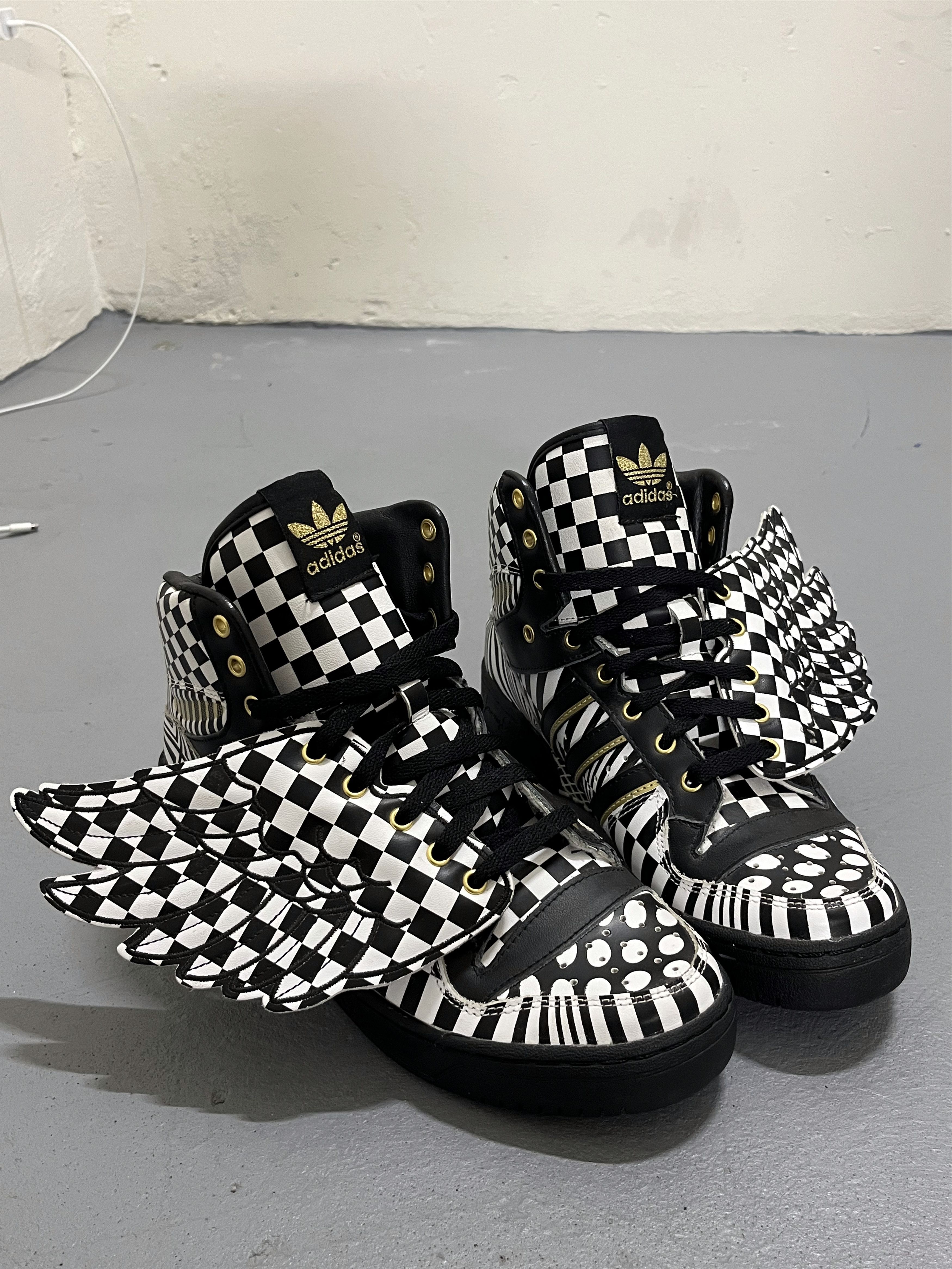 Adidas × Jeremy Scott adidas x Jeremy Scott Pixel Wings 2.0