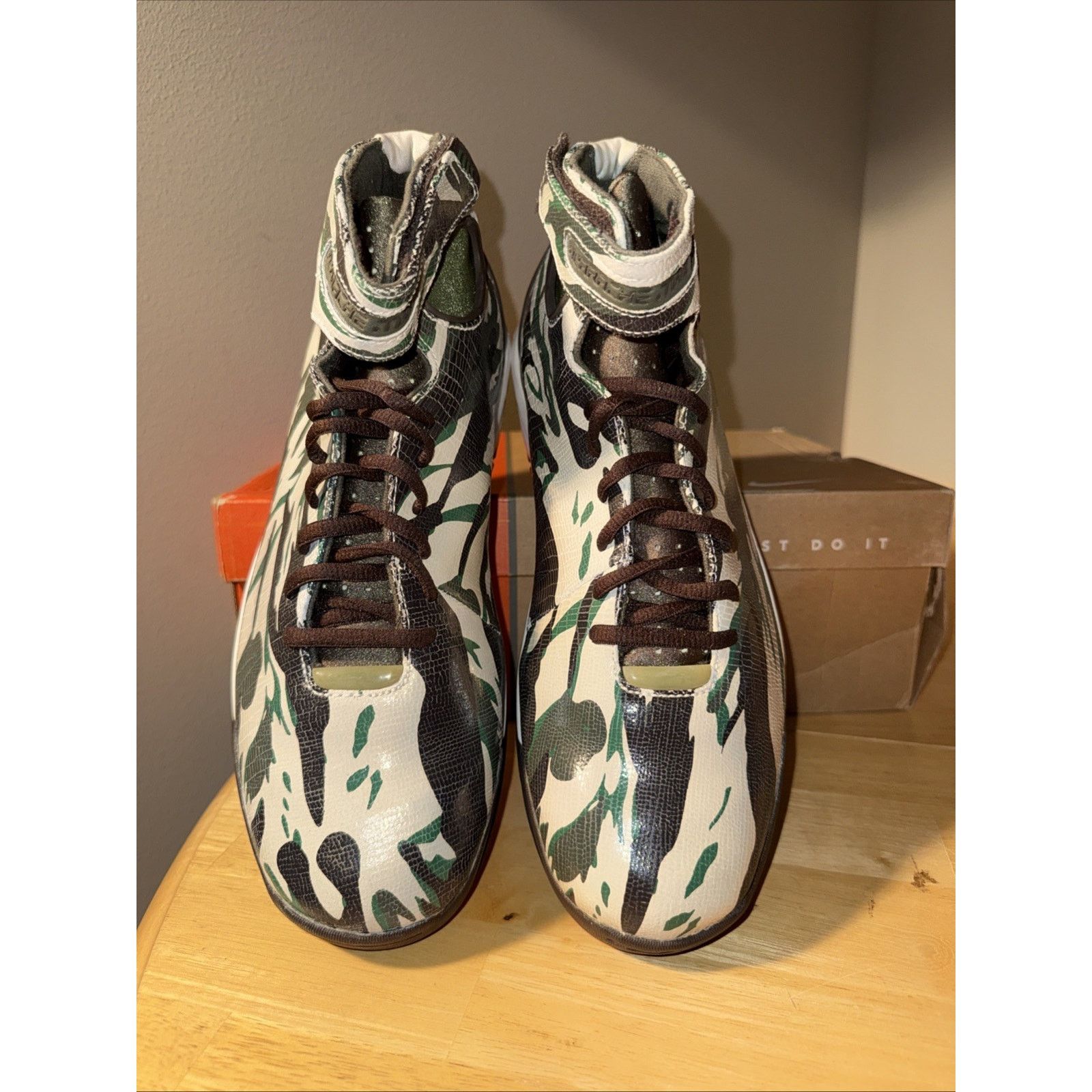 Nike Nike Air Max Huarache 2k4 Olive Camo Army Pine 312544-121 Size US 10.5 / EU 43-44 - 5 Thumbnail