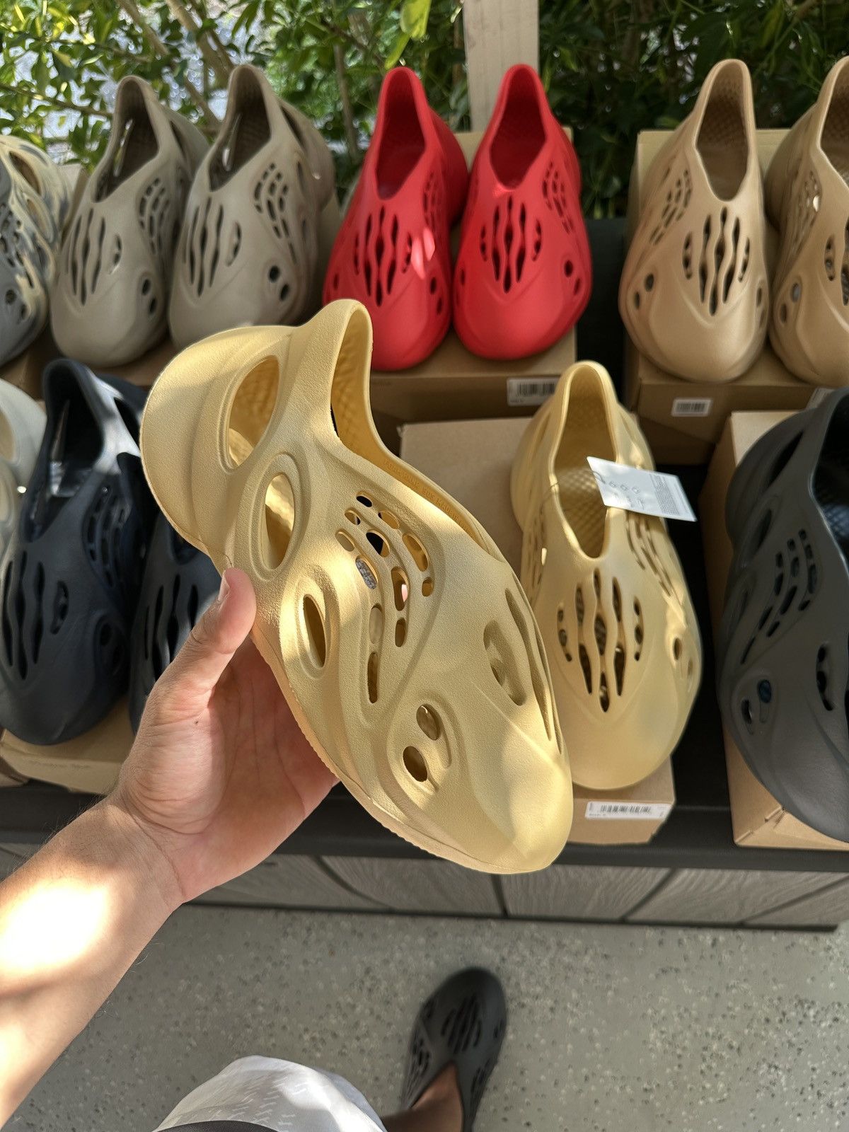 Sulfur YEEZY Foam Runner