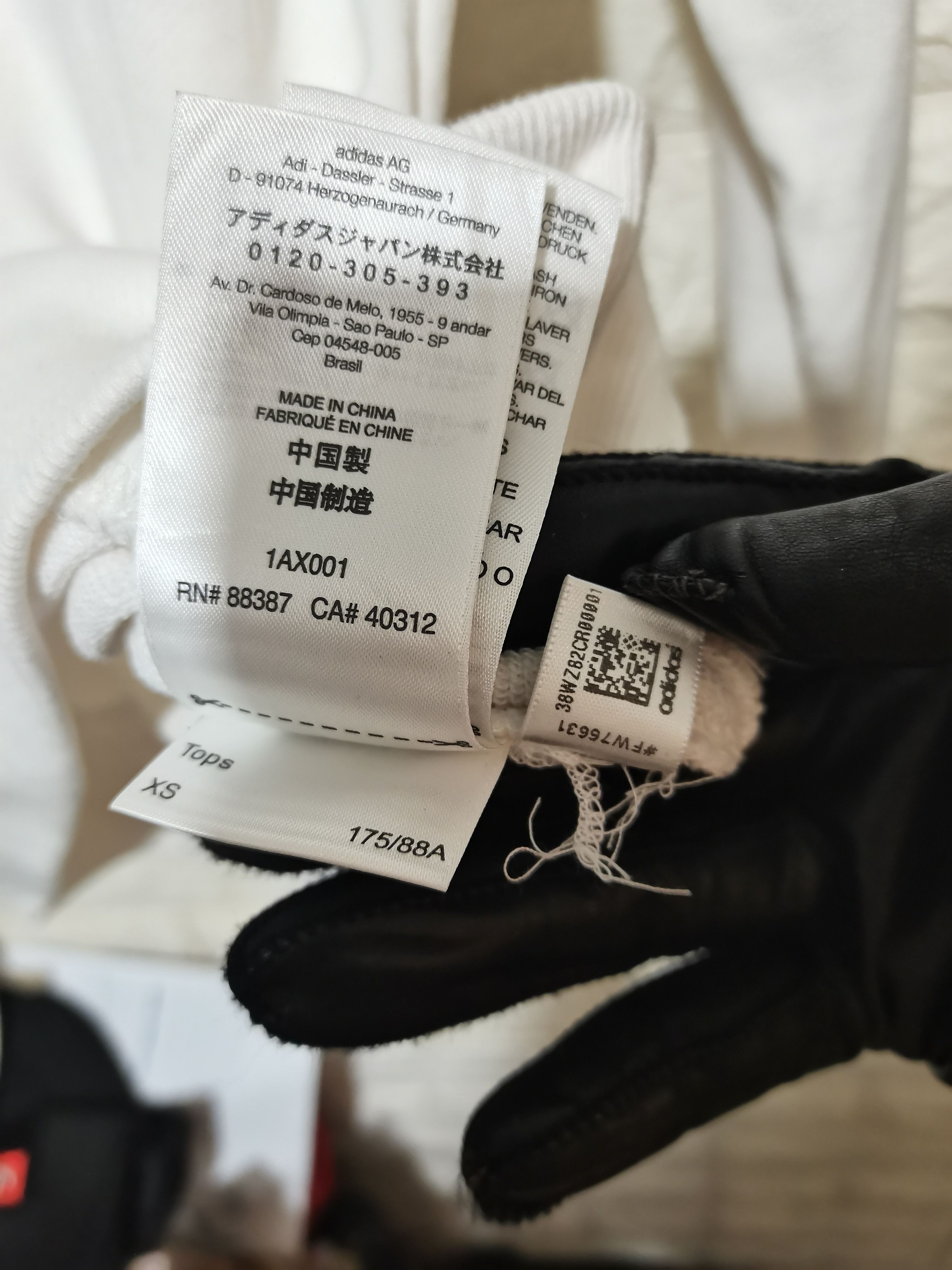 Adidas × Y-3 × Yohji Yamamoto Y-3 yohji yamamoto CLASSIC LOGO POPOVER HOODIE Size XS / US 0-2 / IT 36-38 - 12 Thumbnail