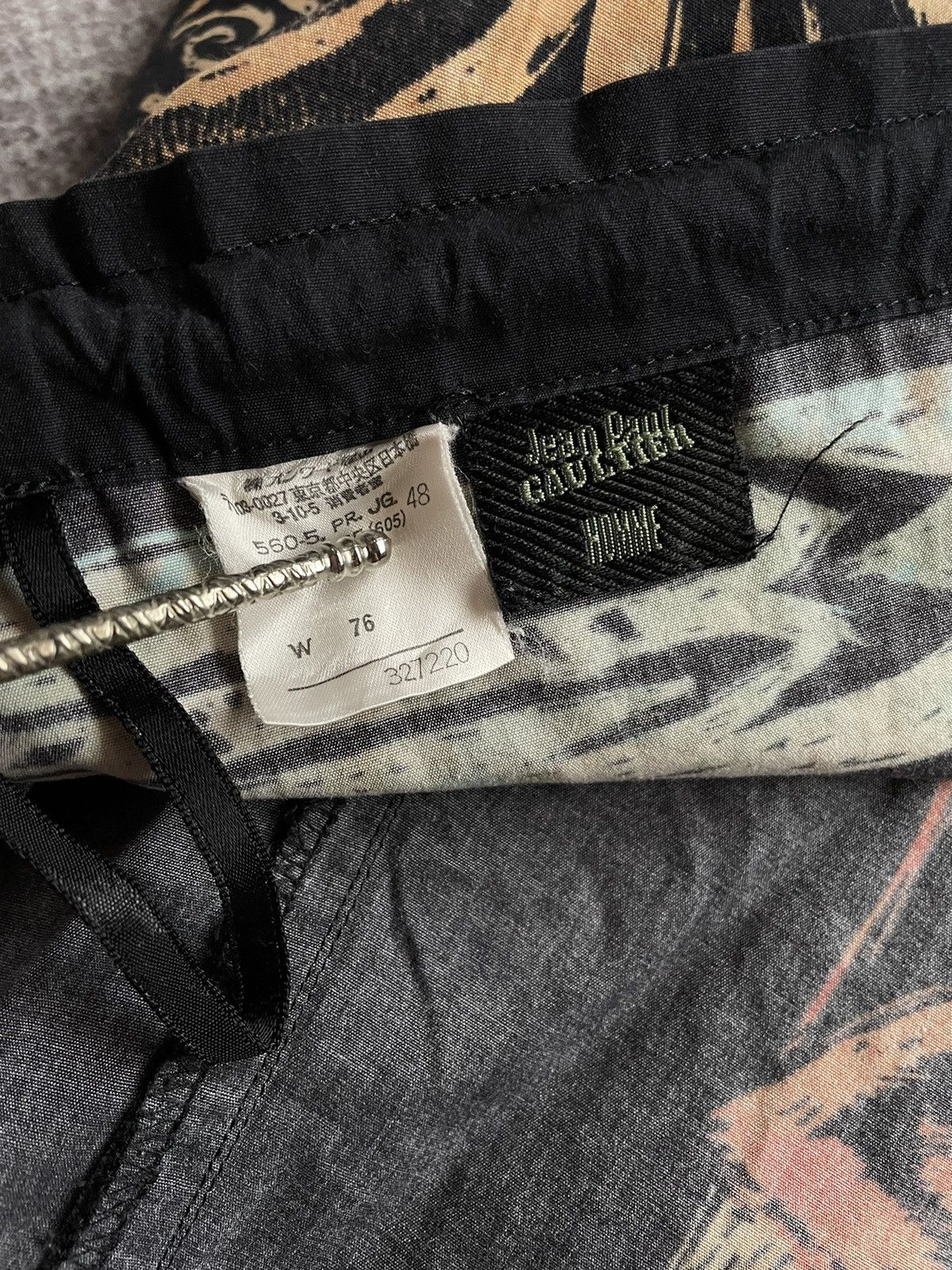 Jean Paul Gaultier Jean Paul Gaultier Homme Native Tribal Shorts Size US 32 / EU 48 - 8 Thumbnail