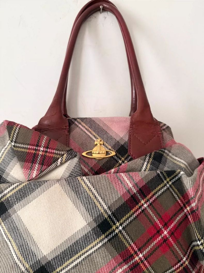 Vivienne Westwood Vivienne Westwood Red and white checkered pattern with fol Size ONE SIZE - 2 Thumbnail