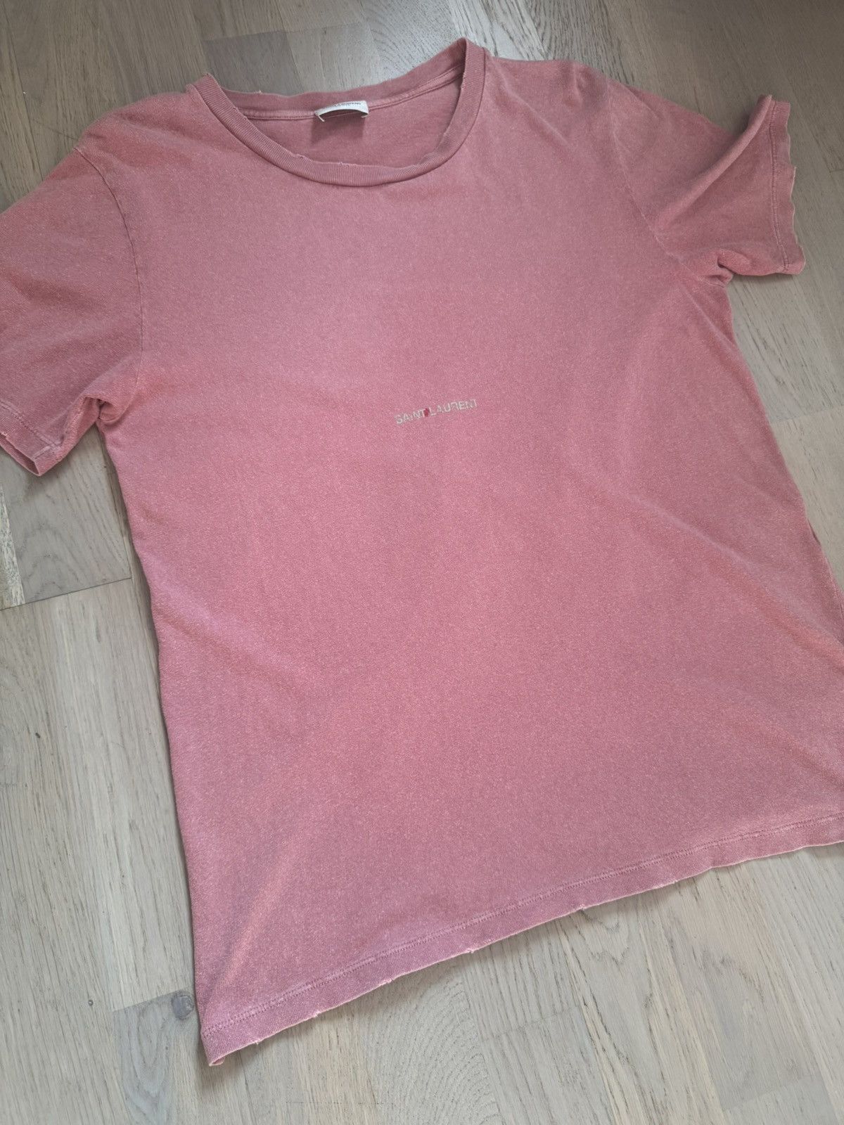 Saint Laurent Paris SAINT LAURENT tshirt STUDY REAL TAPE MEASUREMENTS IN PHOTOS Size US XS / EU 42 / 0 - 3 Thumbnail