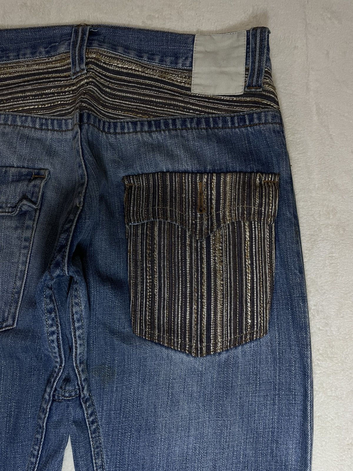 Japanese Brand Vintage Rovertry Mudwash Faded Distress Denim Jeans Size US 31 - 13 Thumbnail