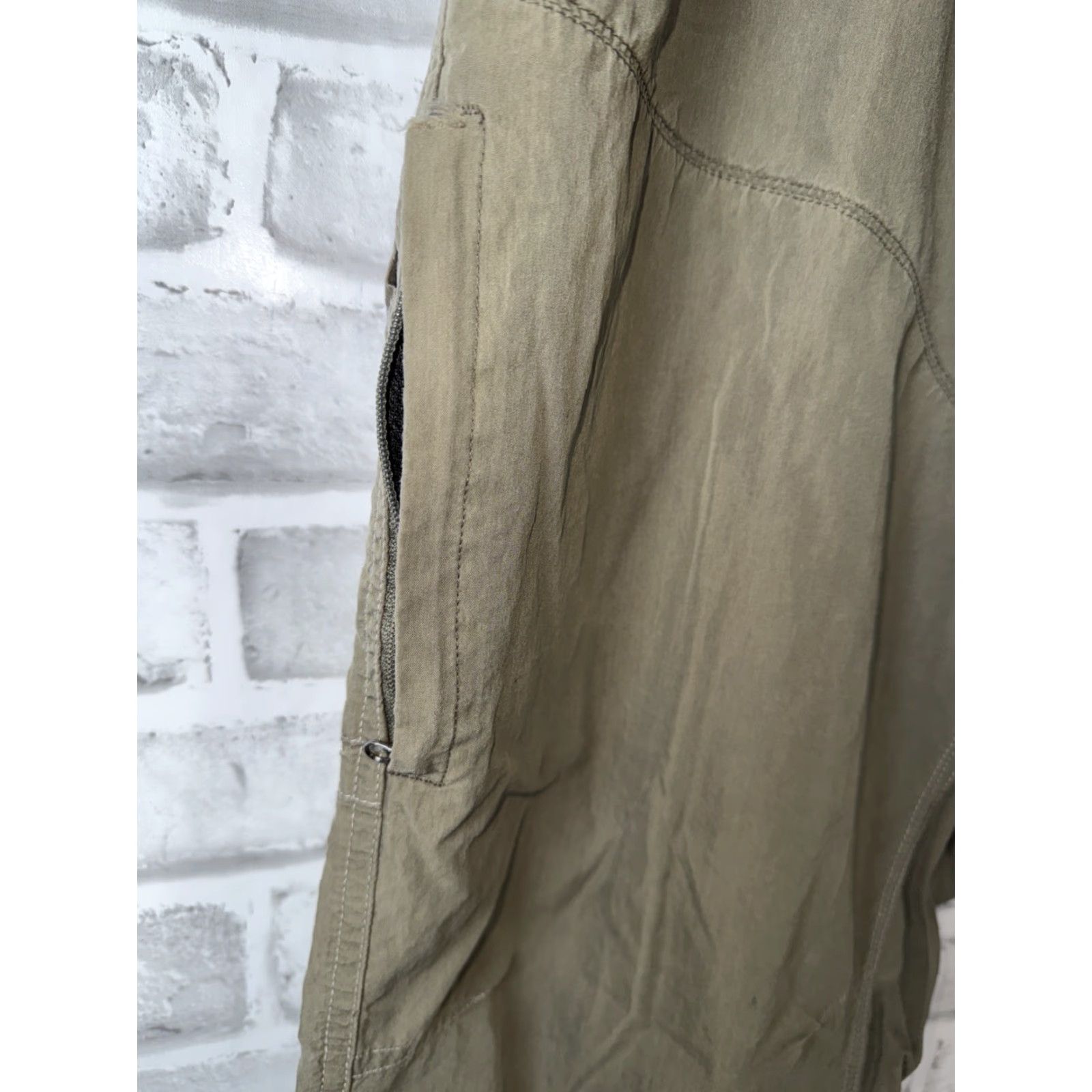 Vintage KUHL Cargo Hiking Pants Mens 38x32 Green Nylon Blend Cotton Size US 38 / EU 54 - 5 Thumbnail