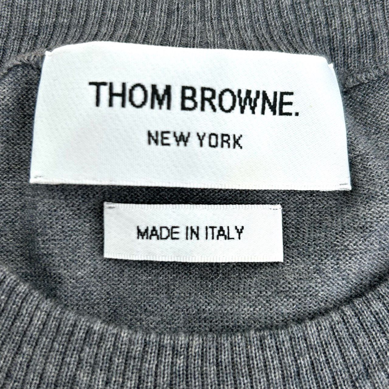 Thom Browne Thom Browne Classic Four-Stripe Grey Round Neck Wool Knitted Size US M / EU 48-50 / 2 - 2 Thumbnail