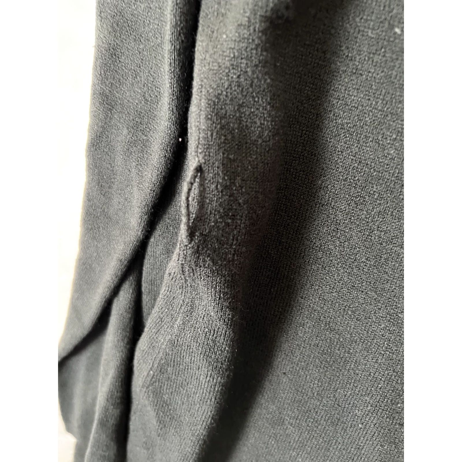 Mossimo VINTAGE Mossimo Cardigan Women's Size Medium Black Y2K Sweater V-Neck Knit Winter Fall Spring Womens Size M / US 6-8 / IT 42-44 - 6 Thumbnail