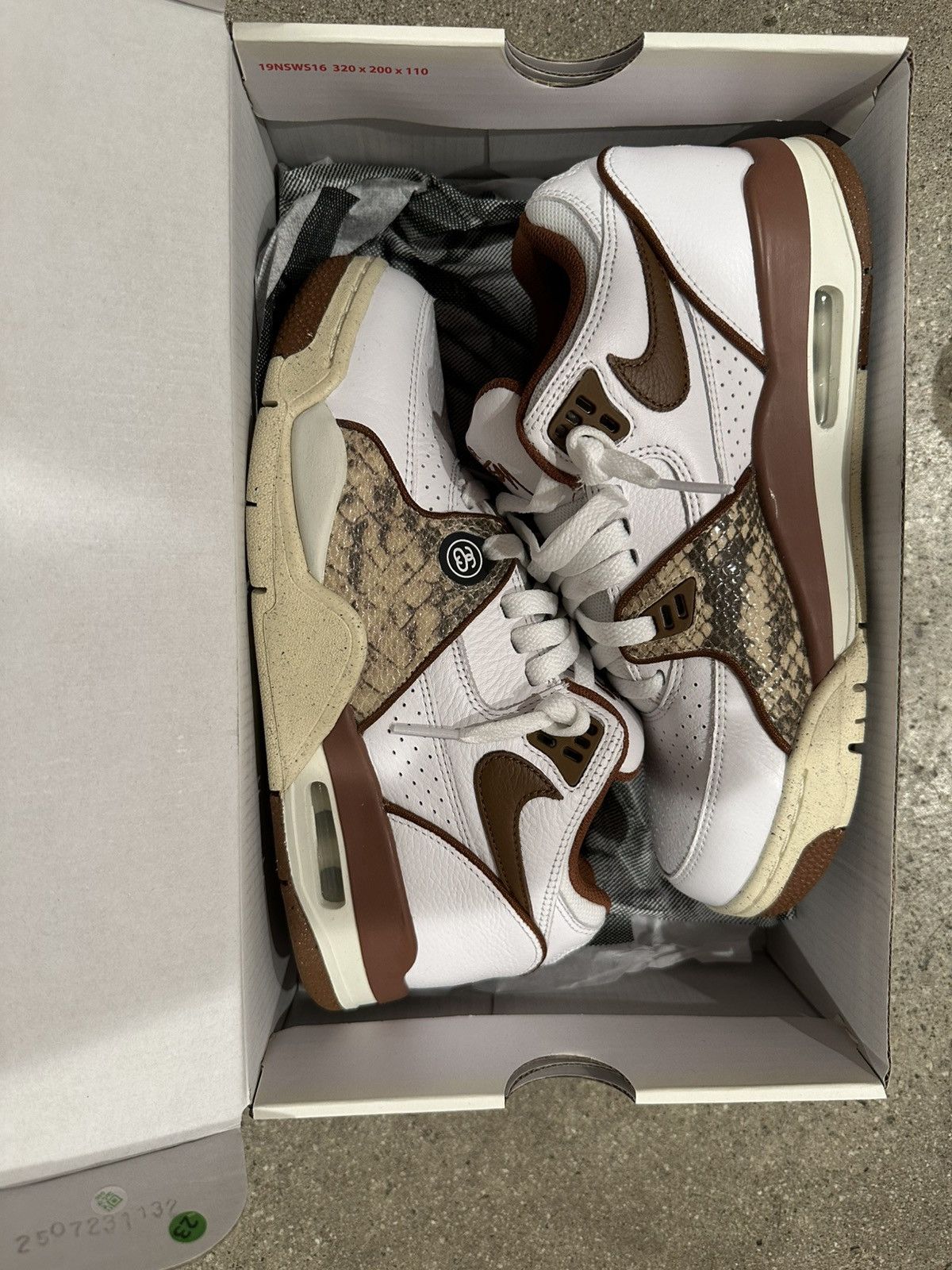 Nike × Stussy Stussy x Nike Air Flight ‘89 Size US 6.5 / EU 39-40 - 3 Thumbnail