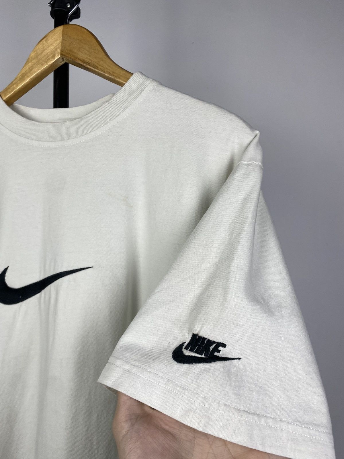 Nike × Vintage 90s Nike Swoosh Vintage Y2K Retro Tn Tee T-Shirt Size US L / EU 52-54 / 3 - 3 Thumbnail