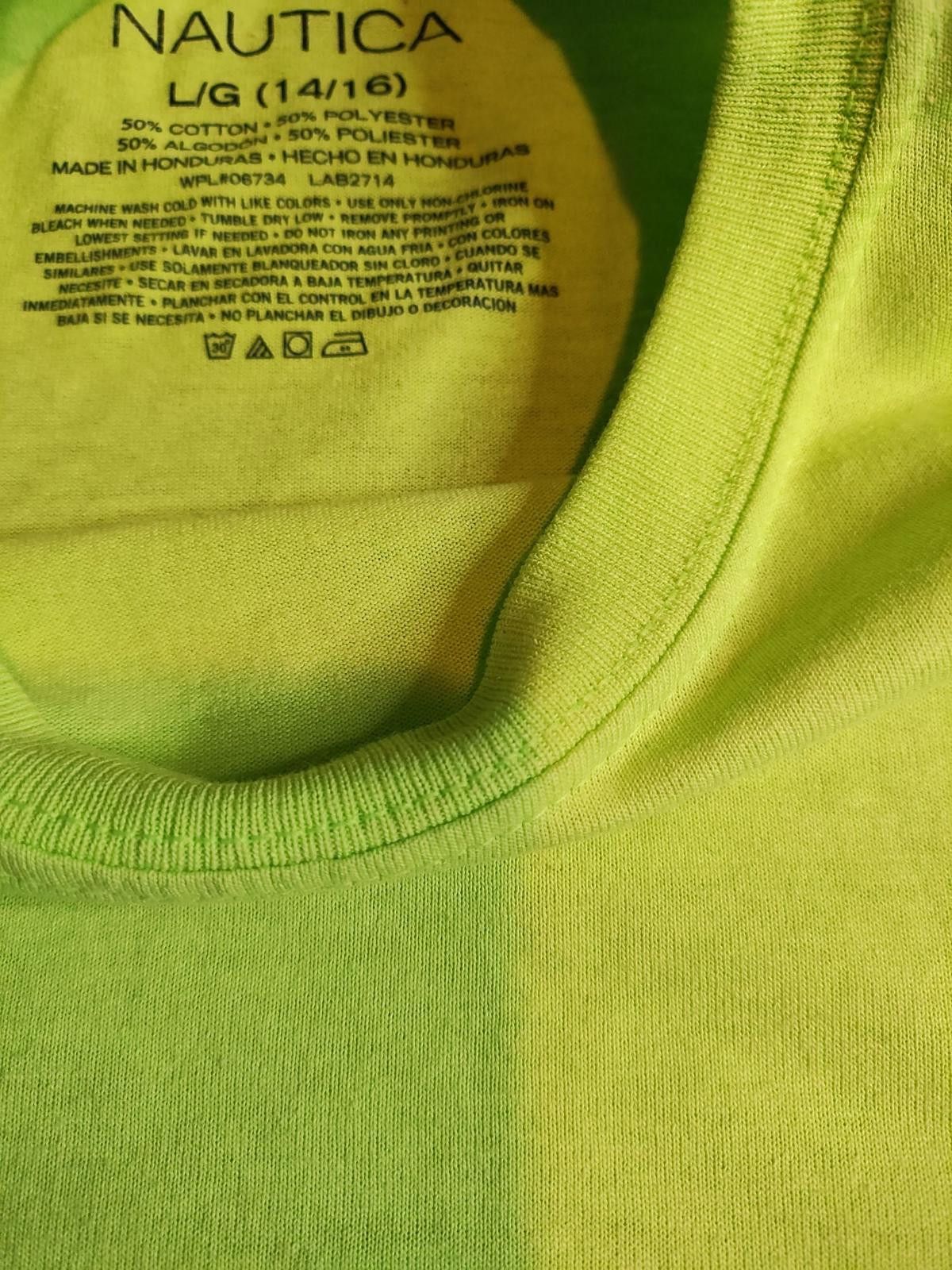 Nautica Nautica Unisex Kids' Lime Green T-Shirt with Vertical Logo Size US L / EU 52-54 / 3 - 4 Thumbnail