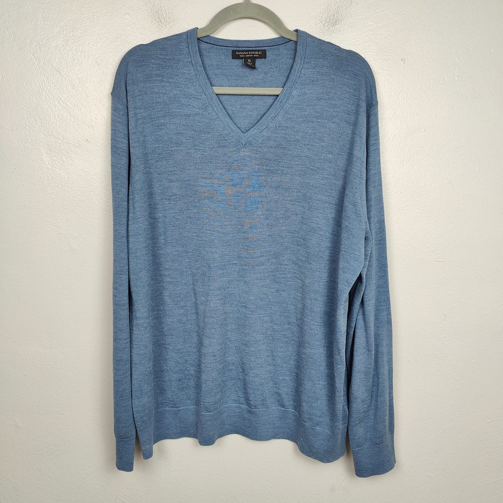 Banana Republic Banana Republic Sweater Mens XL Blue V-Neck 100% Merino Wool Size US XL / EU 56 / 4 - 1 Thumbnail
