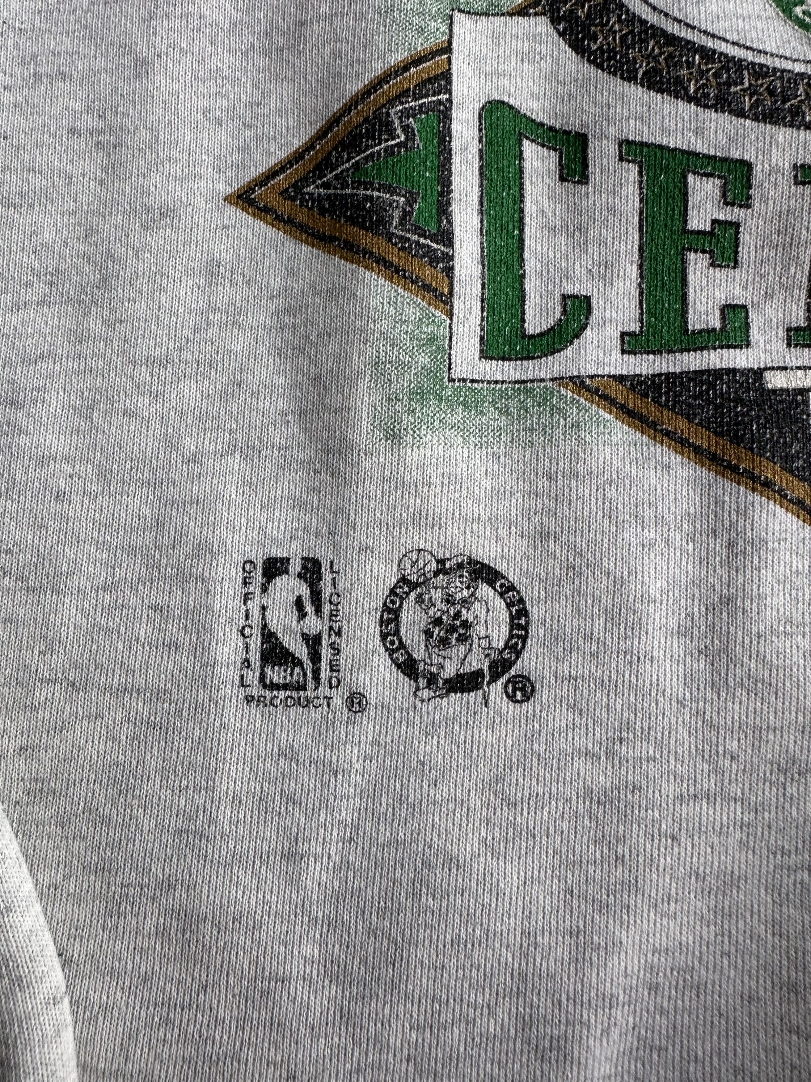 NBA Boston Celtics Vintage Sweatshirt Size US L / EU 52-54 / 3 - 3 Thumbnail