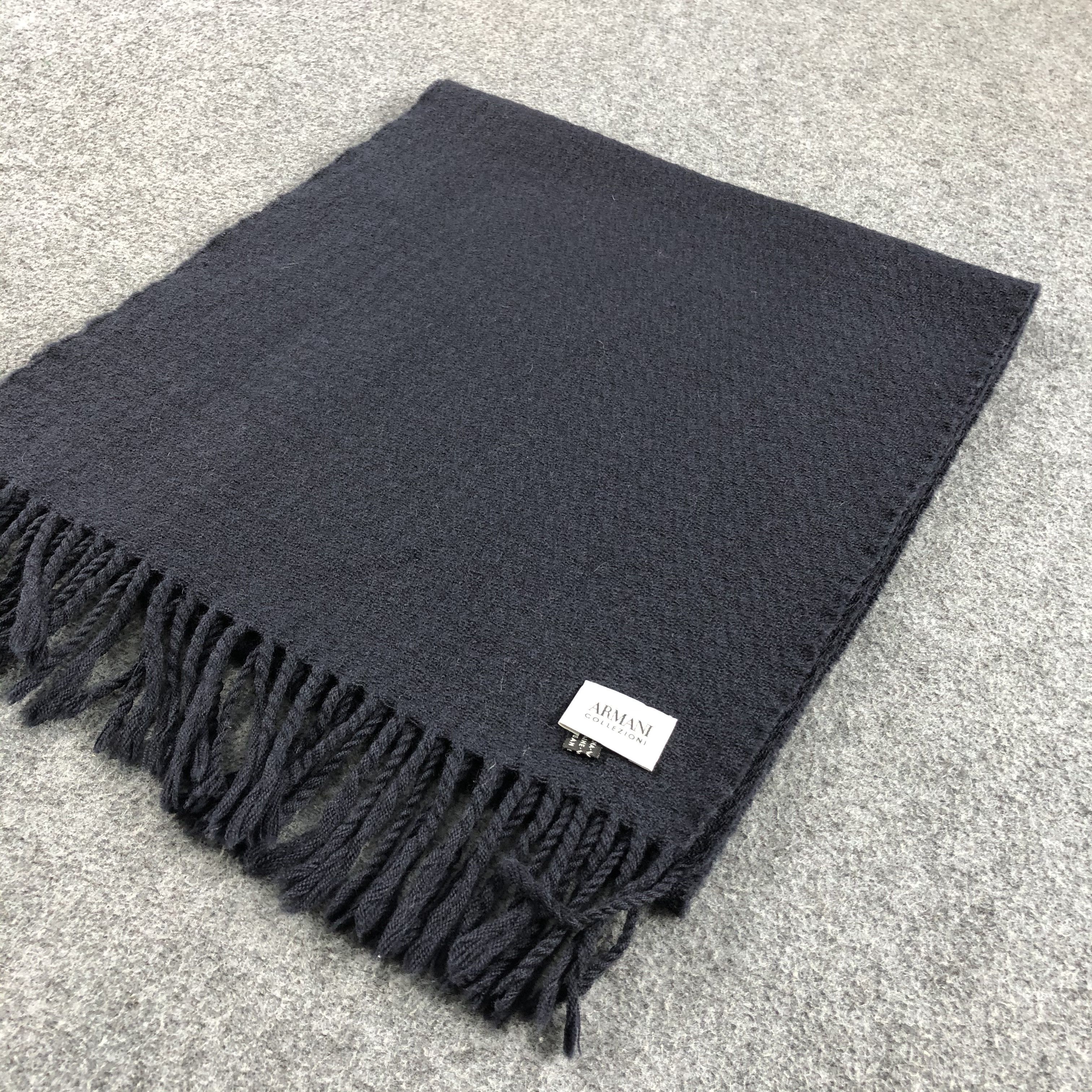 Armani Collezioni Armani Collezioni Wool Scarf Muffler V700 Size ONE SIZE - 3 Thumbnail