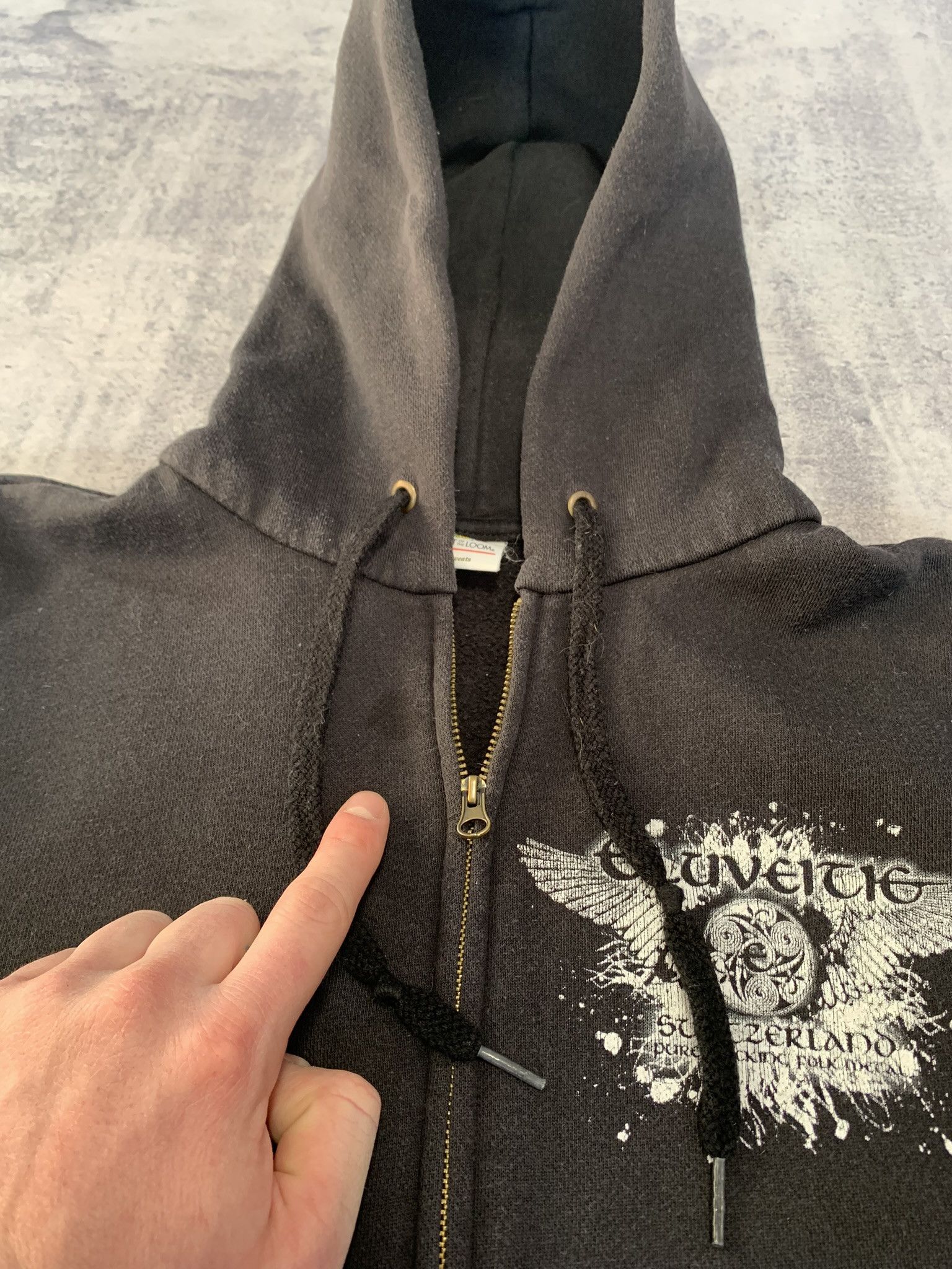 Fruit Of The Loom VTG ELUVEITIE PURE F**KING FOLK METAL Faded Zip Up Hoodie Size US M / EU 48-50 / 2 - 9 Thumbnail