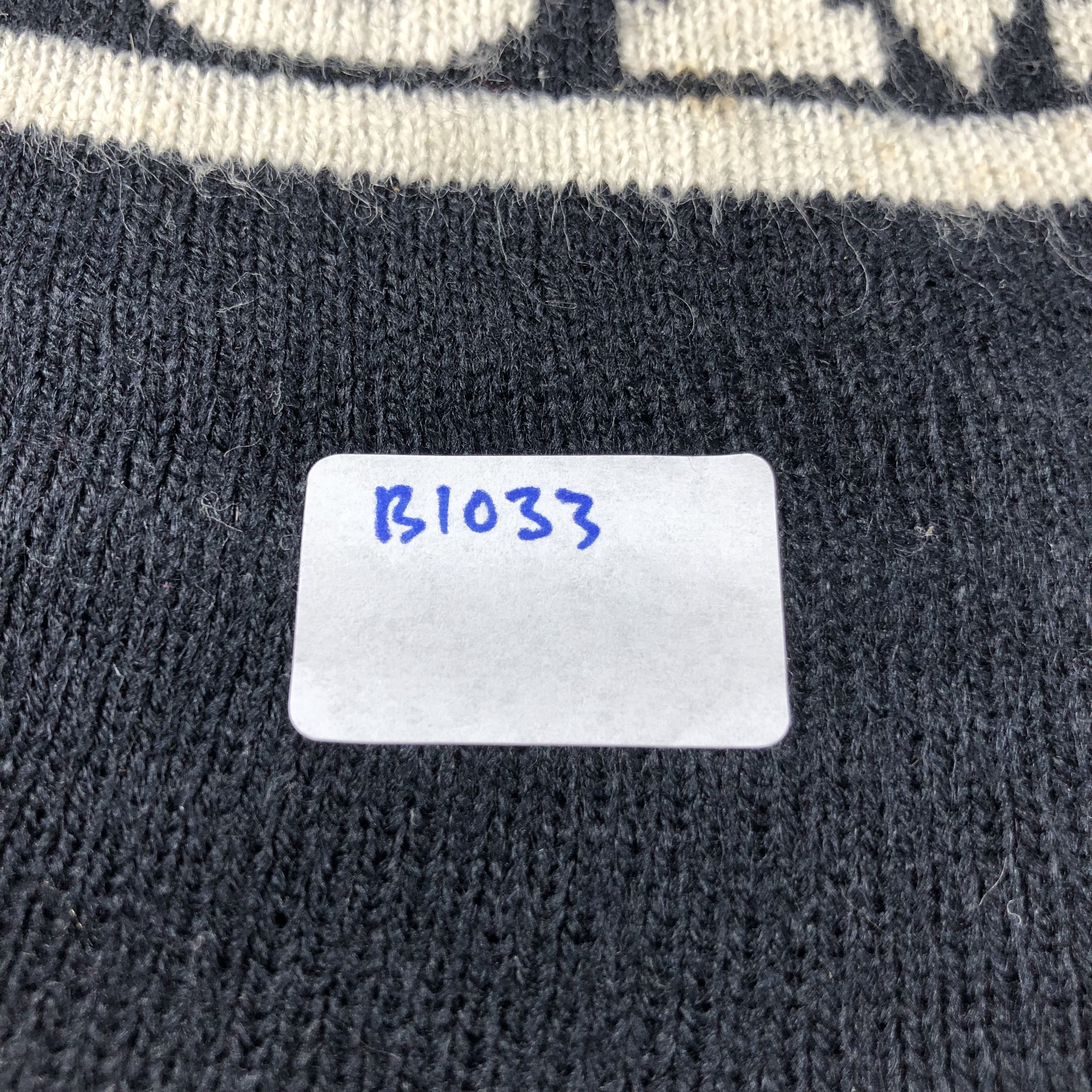 Japanese Brand Back Number Slouchy Bobble Beanie Snowcap Snow Hat B1033 Size ONE SIZE - 9 Thumbnail