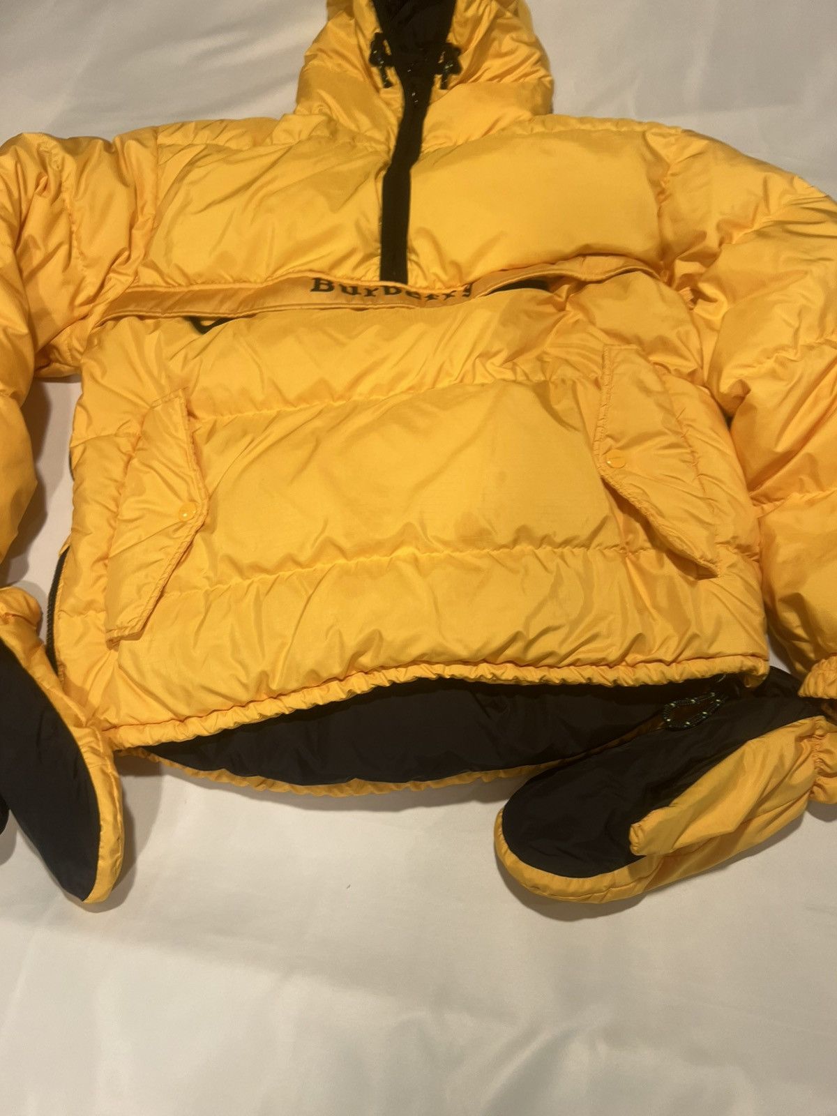 Burberry Burberry men’s detachable gloves ski jacket. 52/XL $1890 Size US L / EU 52-54 / 3 - 5 Thumbnail