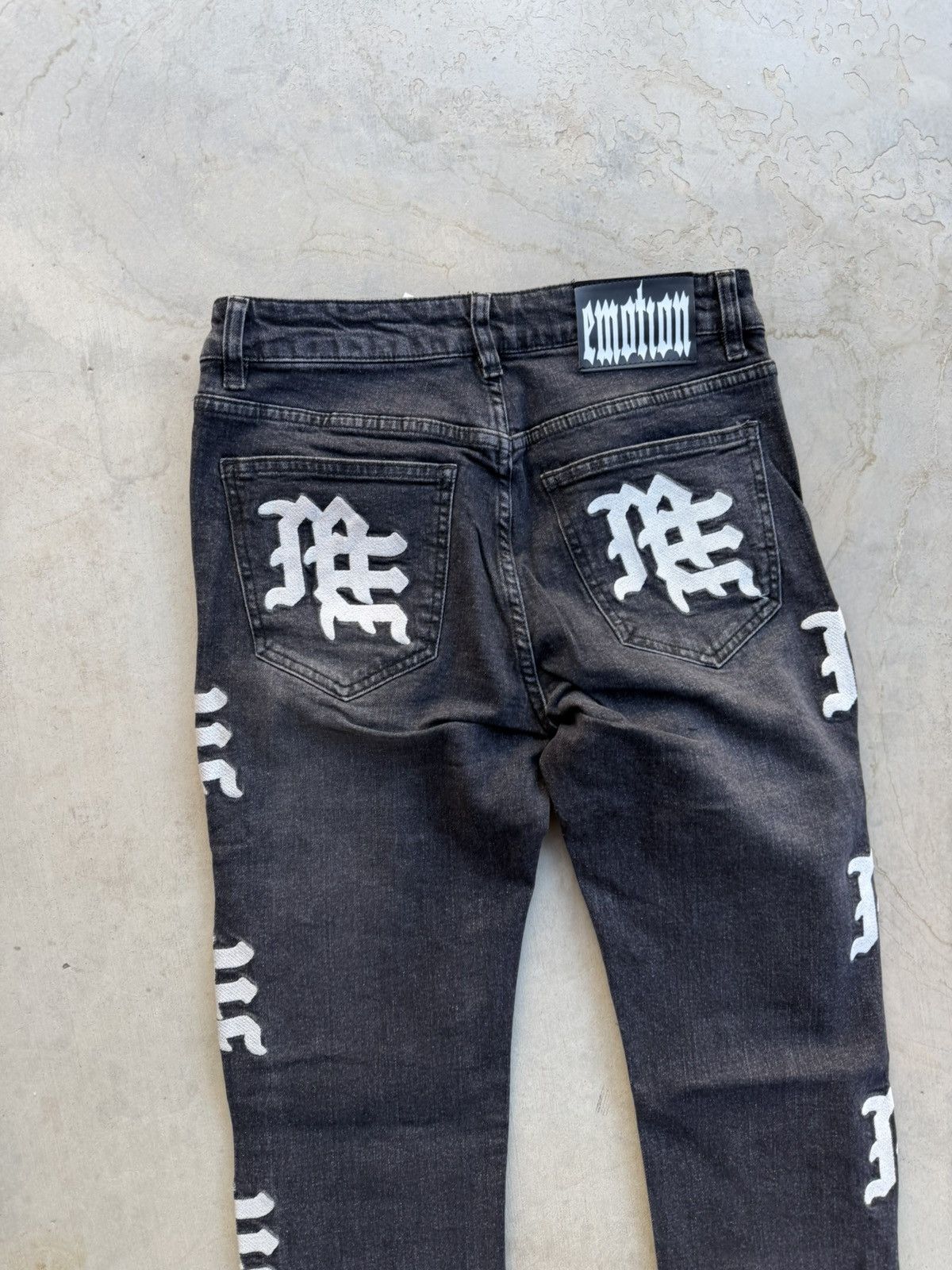 Other Mixed Emotions Monogram Jeans Black Size 30 New With Tags Size US 30 / EU 46 - 6 Thumbnail