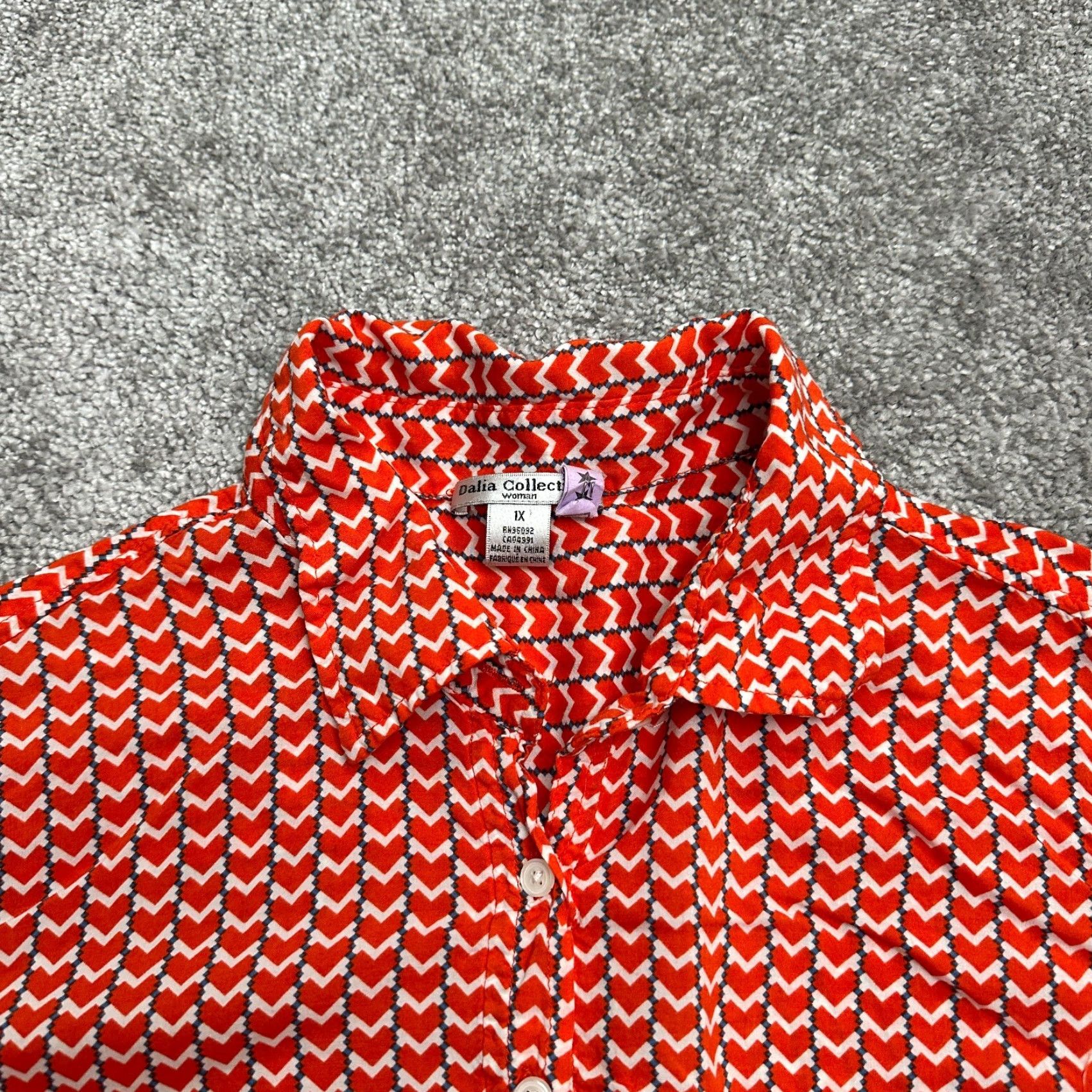 Vintage Dalia Shirt Women 1X Red Geometric Long Sleeve Button-Up Tunic Plus Womens Size XL / US 12-14 / IT 48-50 - 3 Thumbnail
