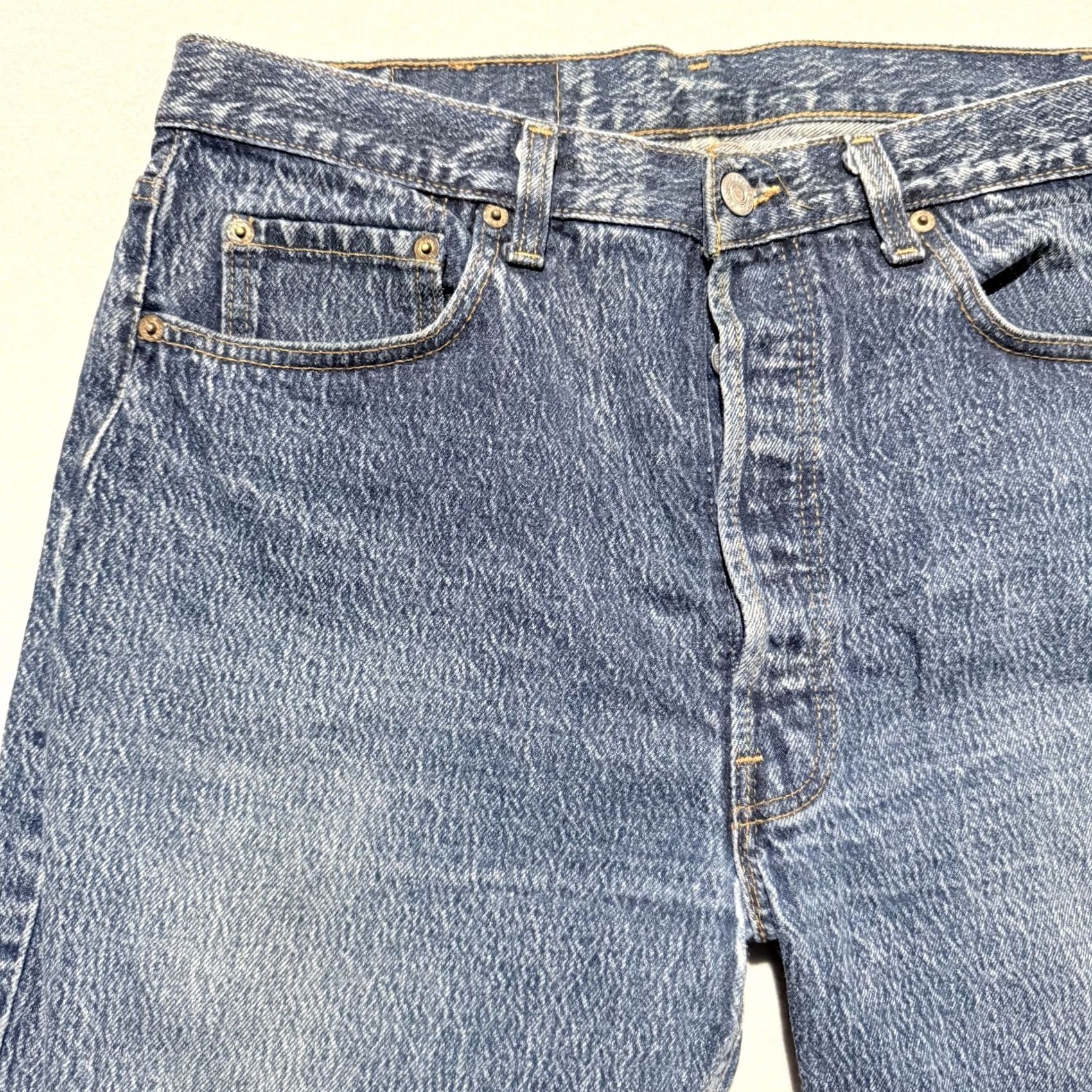 Levi's Levi's Jeans Men Blue Denim Classic Straight 34X30 USA Made 5-Pocket Logo Button Zip - Flaws Size US 34 / EU 50 - 2 Thumbnail
