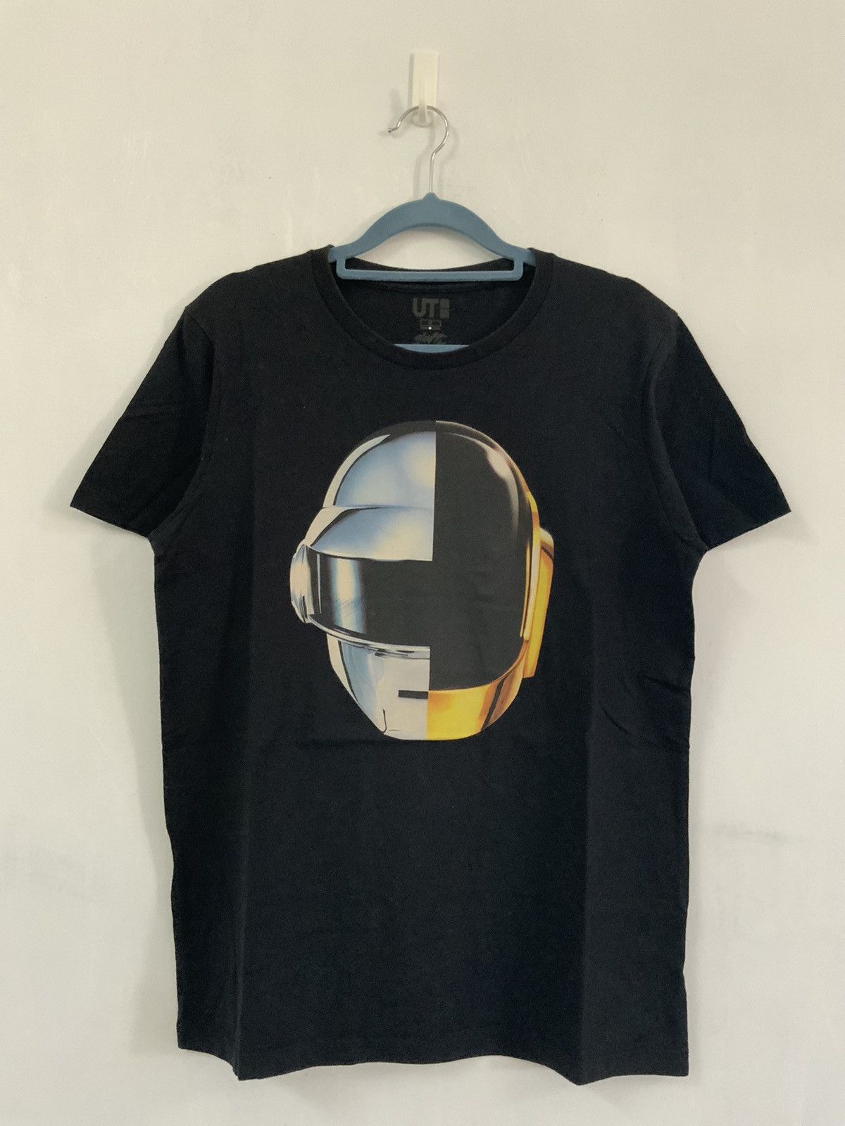 Uniqlo Daft Punk Big Logo Tee by Uniqlo Size US M / EU 48-50 / 2 - 1 Thumbnail