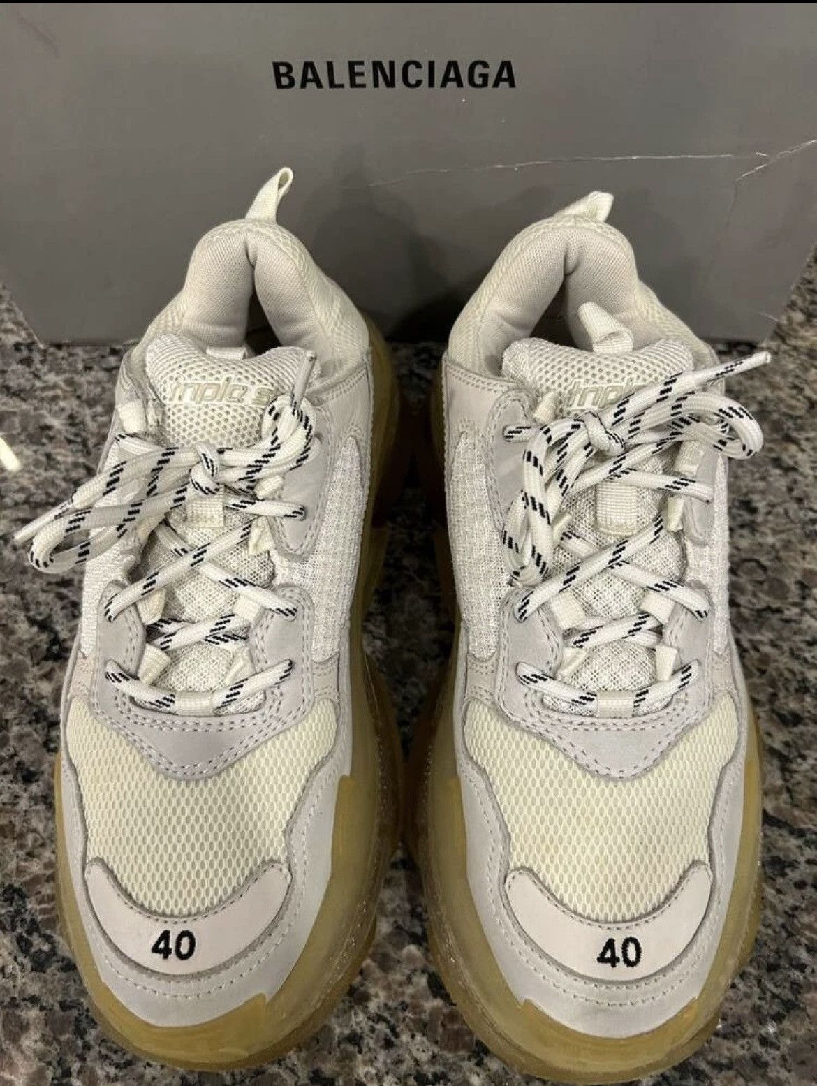 Balenciaga Balenciagas Size US 7 / EU 40 - 2 Thumbnail