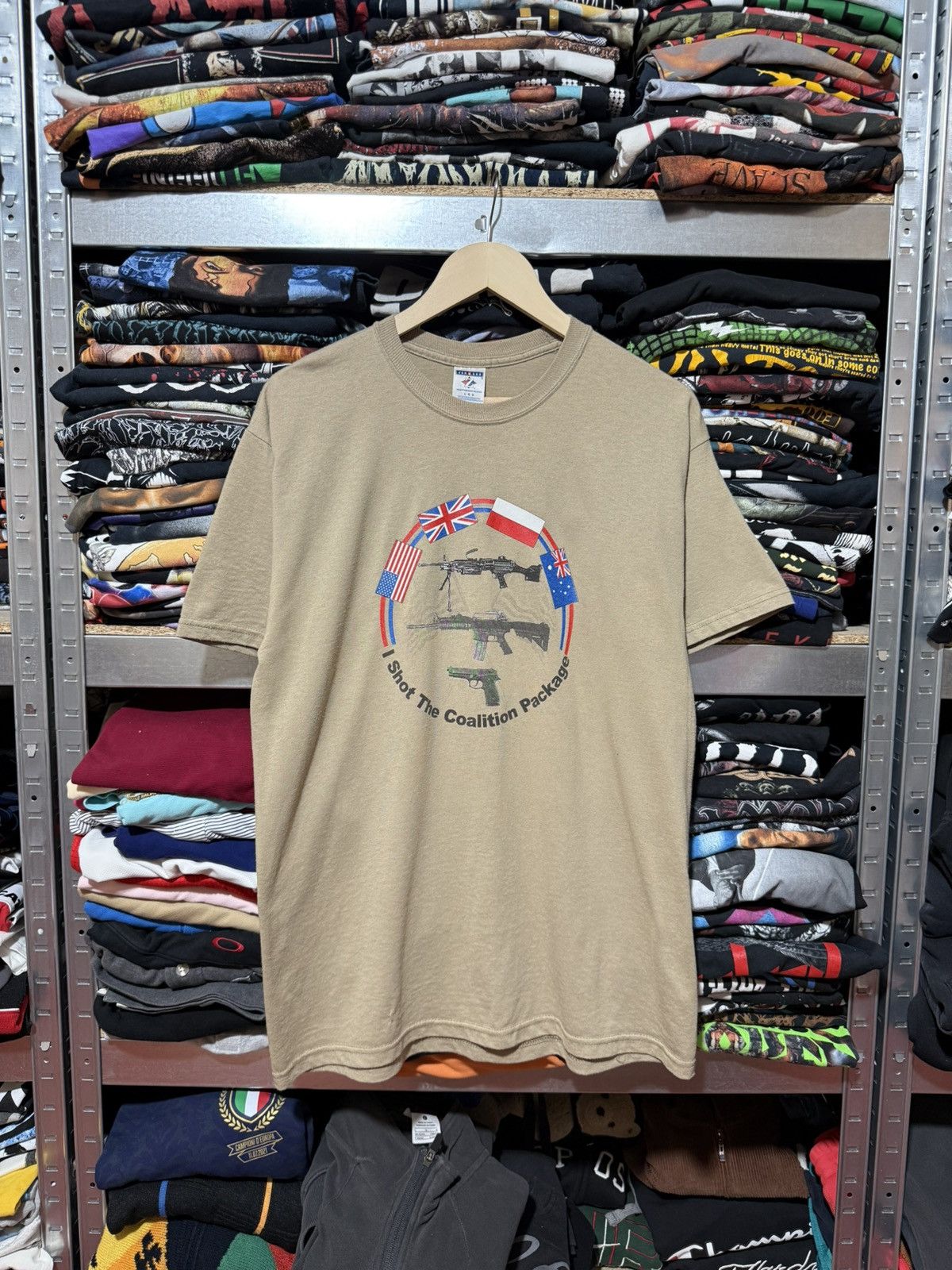 Other × Vintage I Shot The Coalition Package The Gun Store T-Shirt Y2K Hype Size US L / EU 52-54 / 3 - 1 Thumbnail