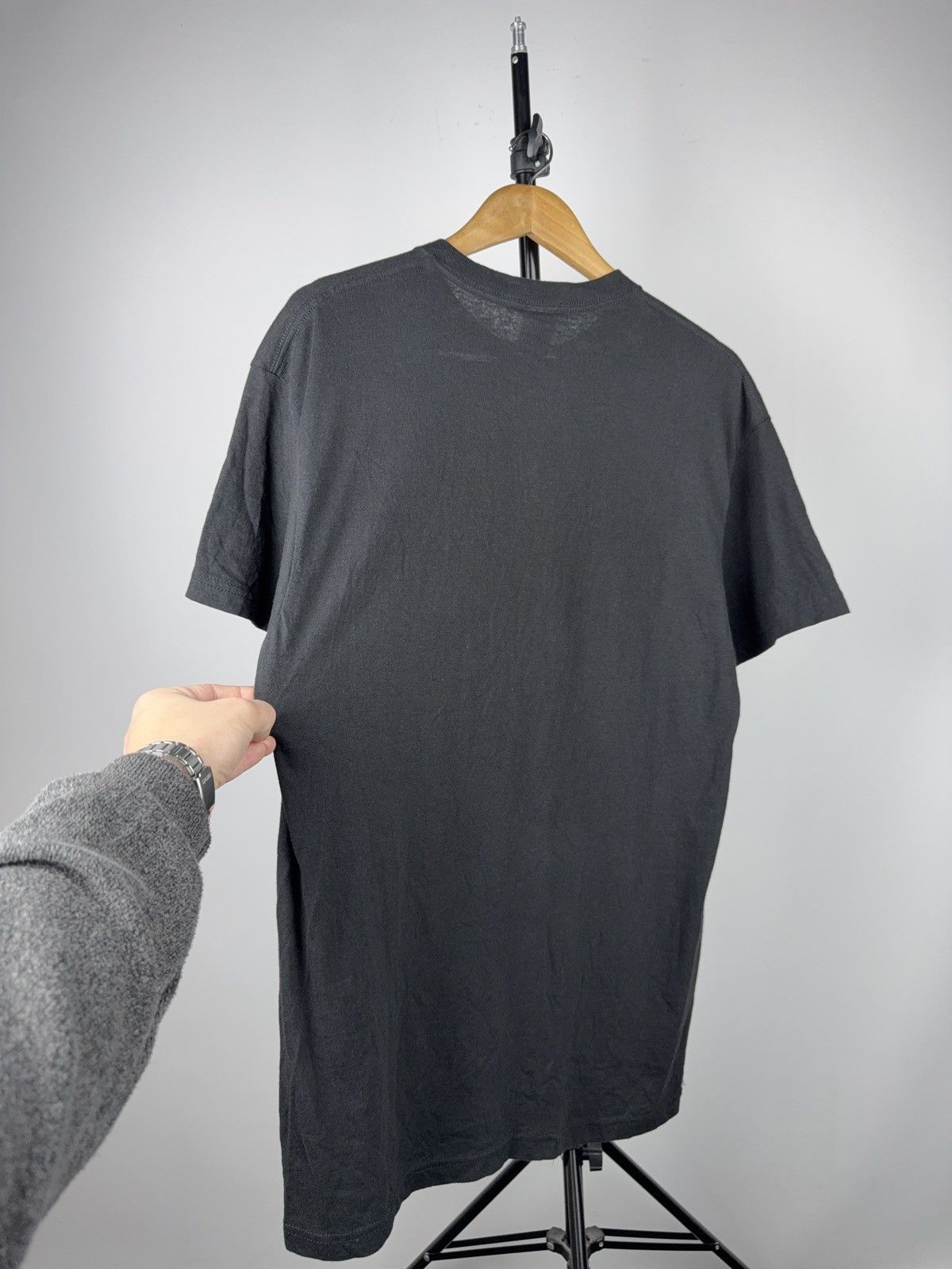 Vintage 00s Angry Birds Game “Smashed” Pigs Graphic Tee Black L Size US L / EU 52-54 / 3 - 11 Thumbnail