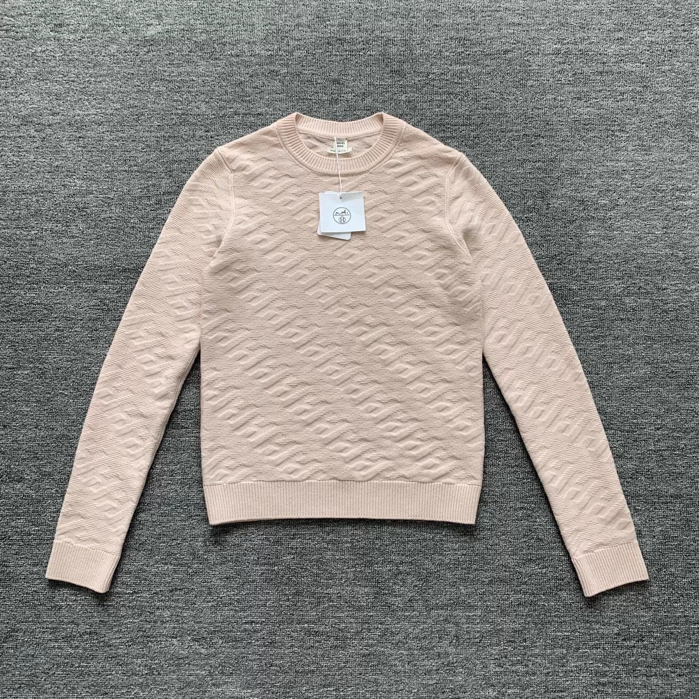 Hermes Hermes Pink H Print Wool Sweater 36 New with Tags Size XS / US 0-2 / IT 36-38 - 1 Thumbnail