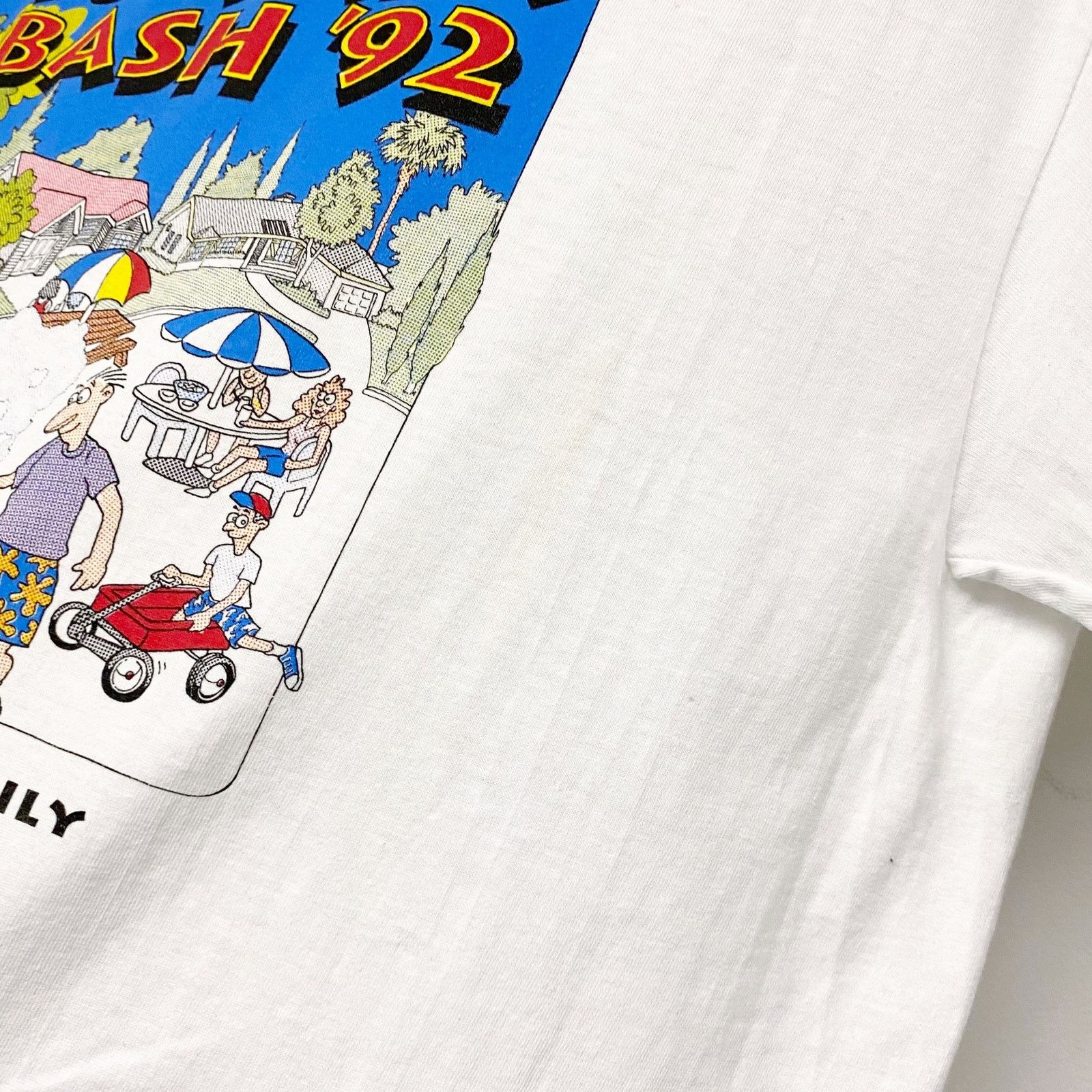Vintage Vintage Hanes Summer Bash '92 Single Stitch Graphic T Shirt Size US L / EU 52-54 / 3 - 3 Thumbnail