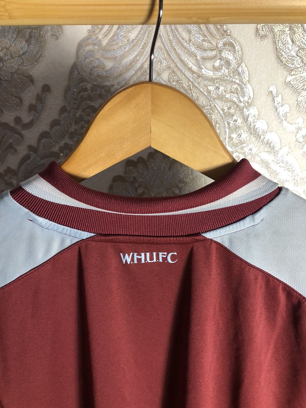 Other VERY RARE UMBRO WEST HAM UNITED ENGLAND SOCCET JERSEY RETRO Size US XXL / EU 58 / 5 - 6 Thumbnail