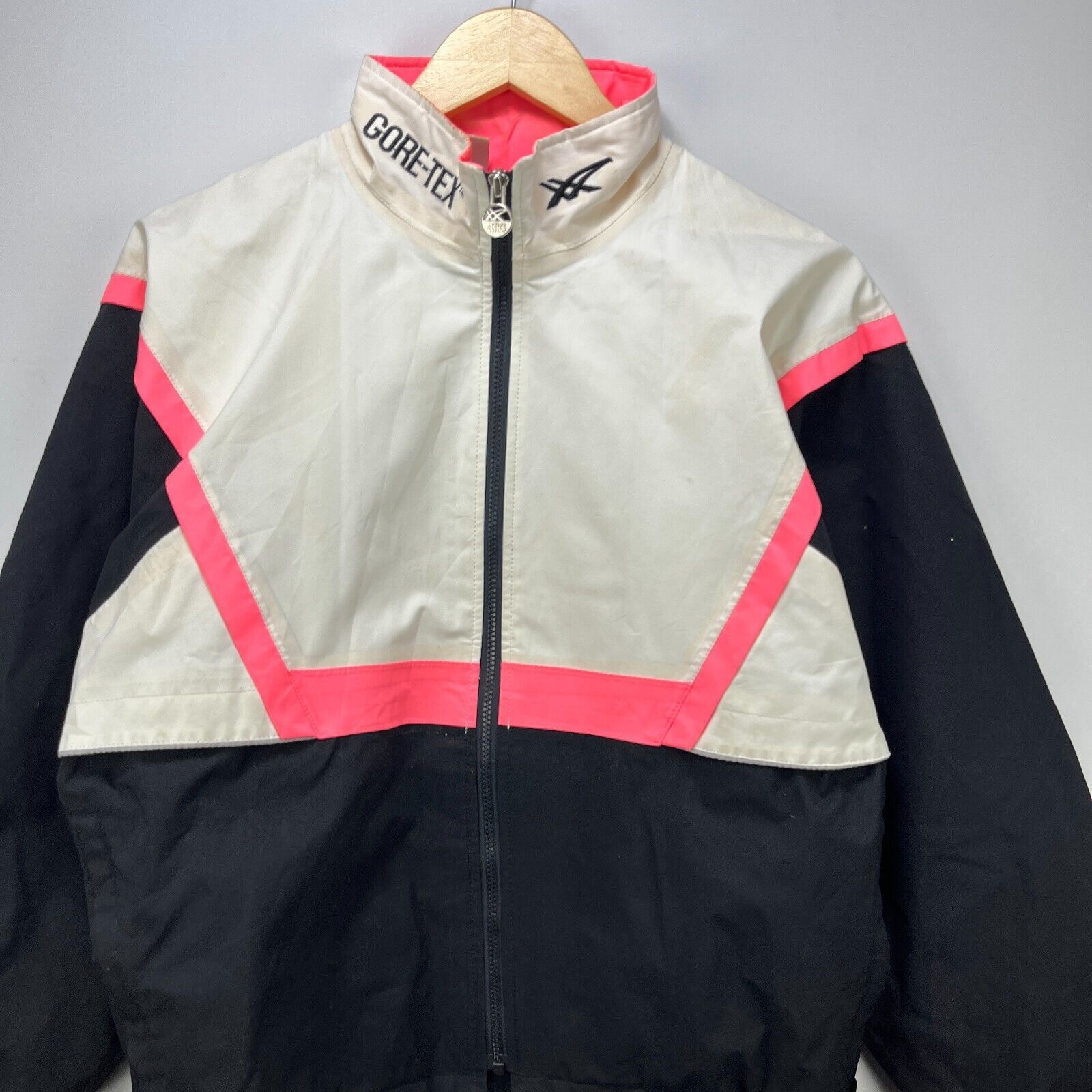 Asics × Vintage Vintage 90s ASICS Gore-Tex Windbreaker Jacket Womens Medium Size US XL / EU 56 / 4 - 2 Thumbnail